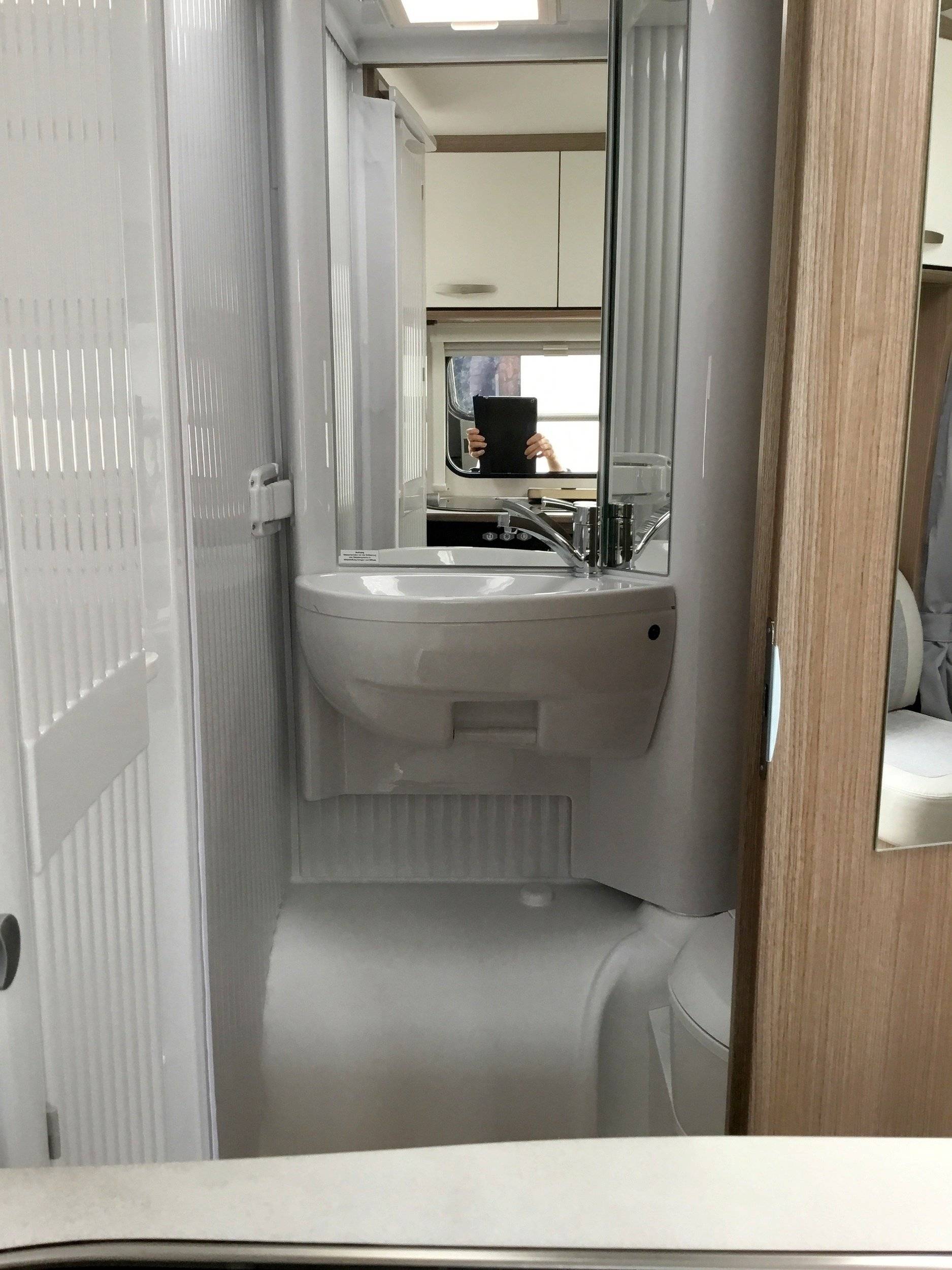 Carado V 132 Europa Edition