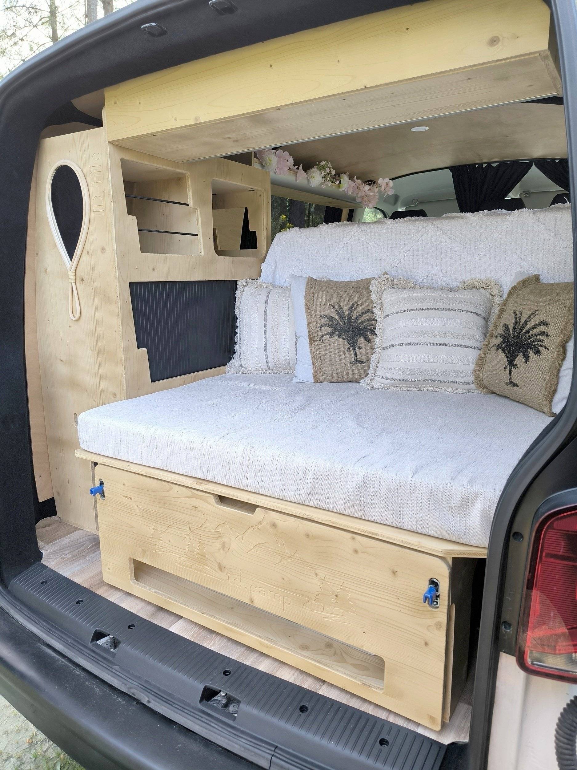 VAN'S OUEST T6 2 l 102 ch