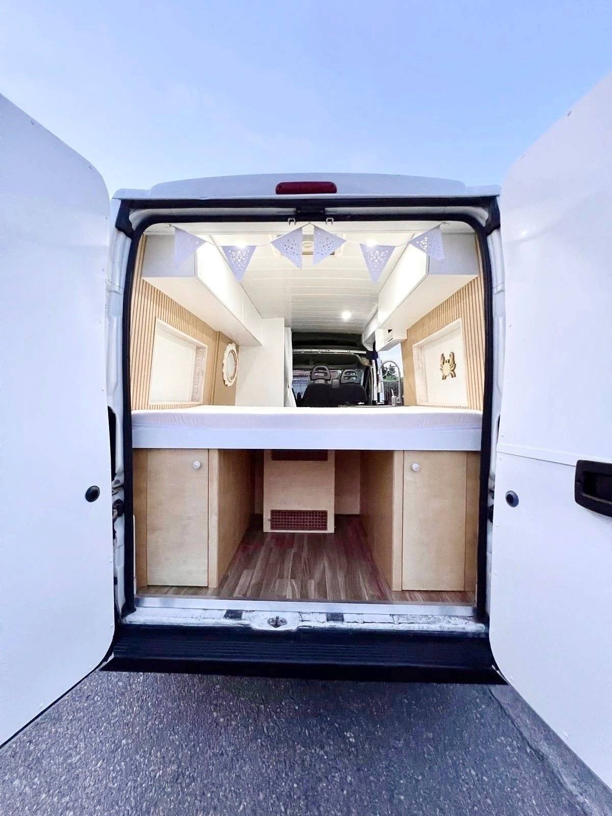 3 C Cartier/Brisebras Citroën jumper