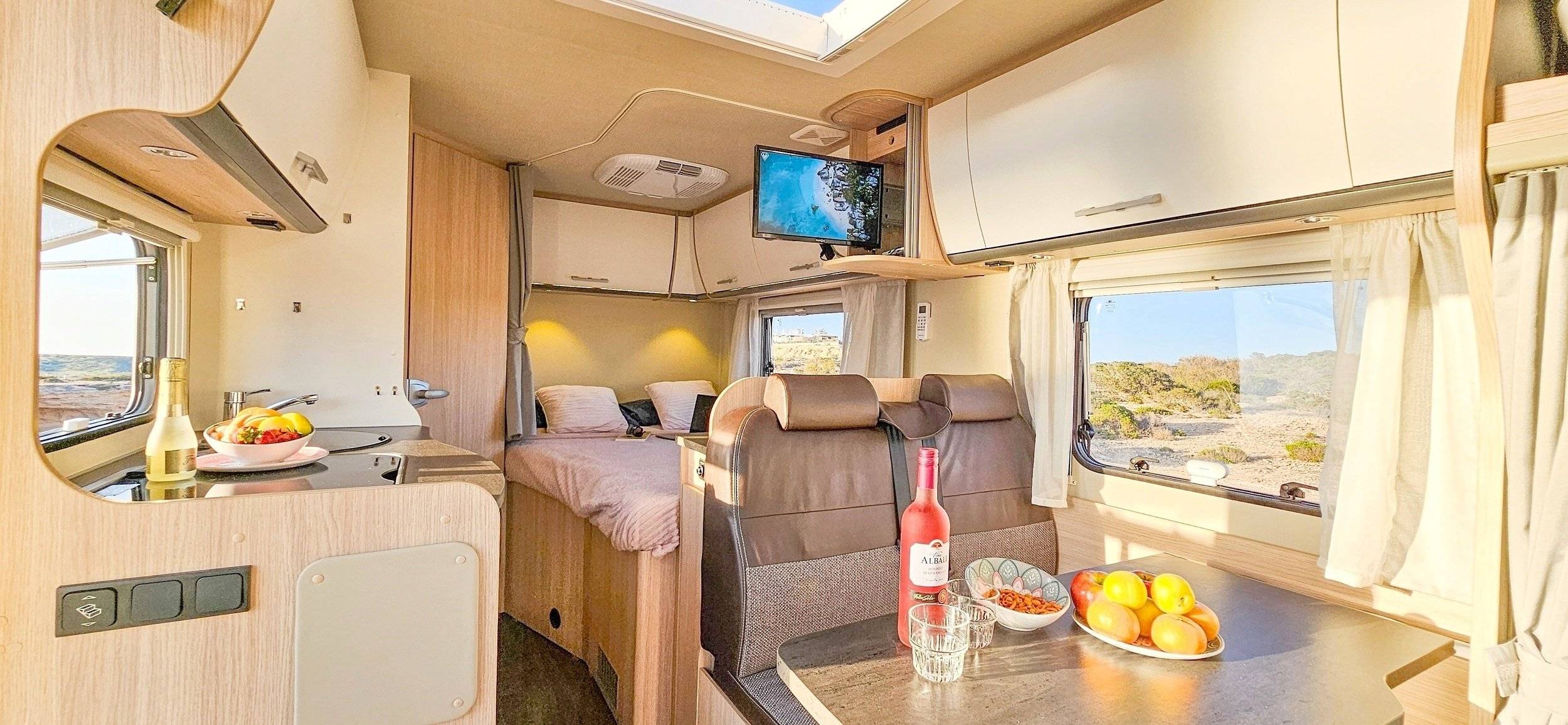 Área de jantar Fiat Fiat ducato - Yescapa