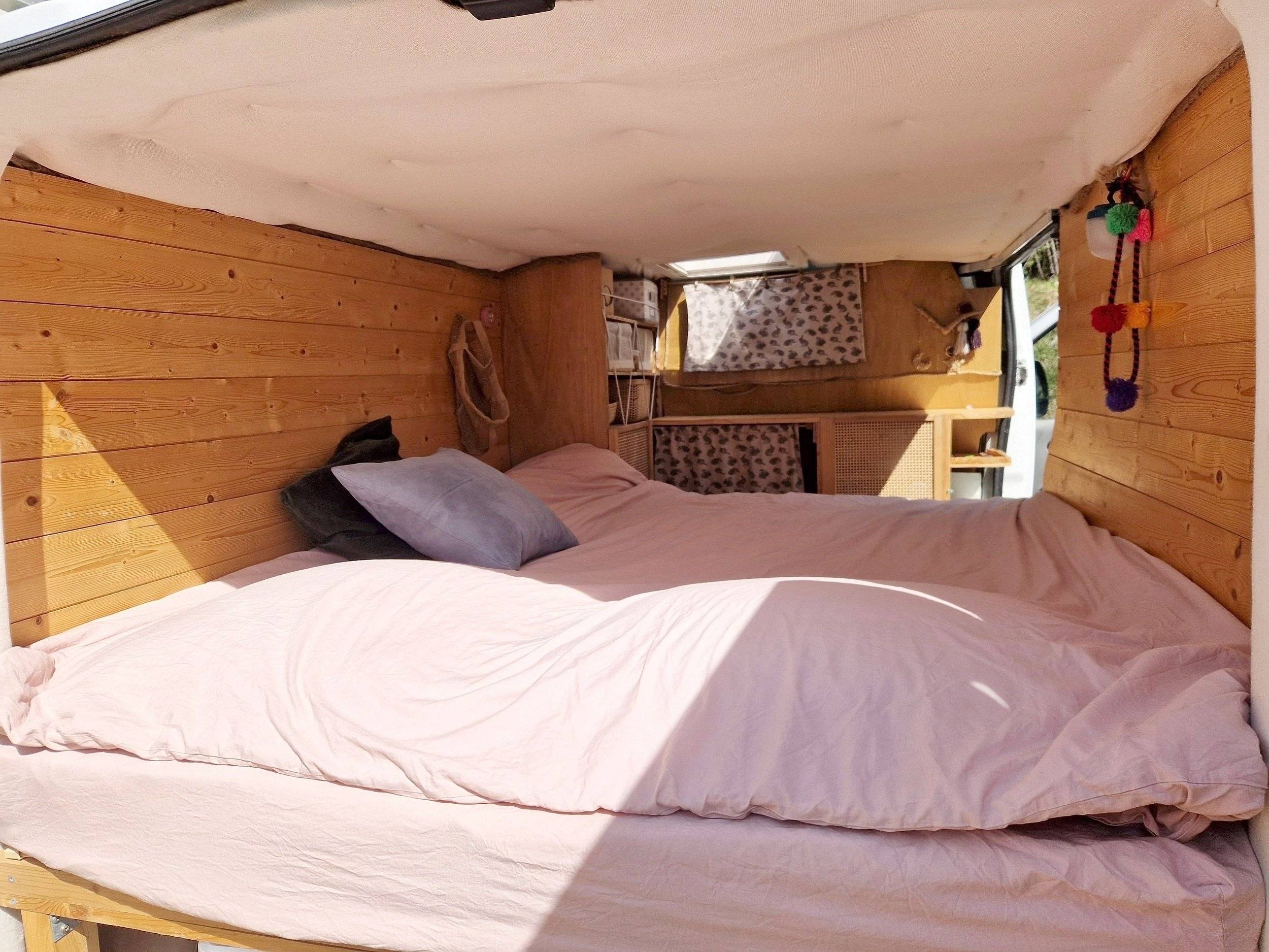 Couchages Renault Renault Trafic II - Yescapa