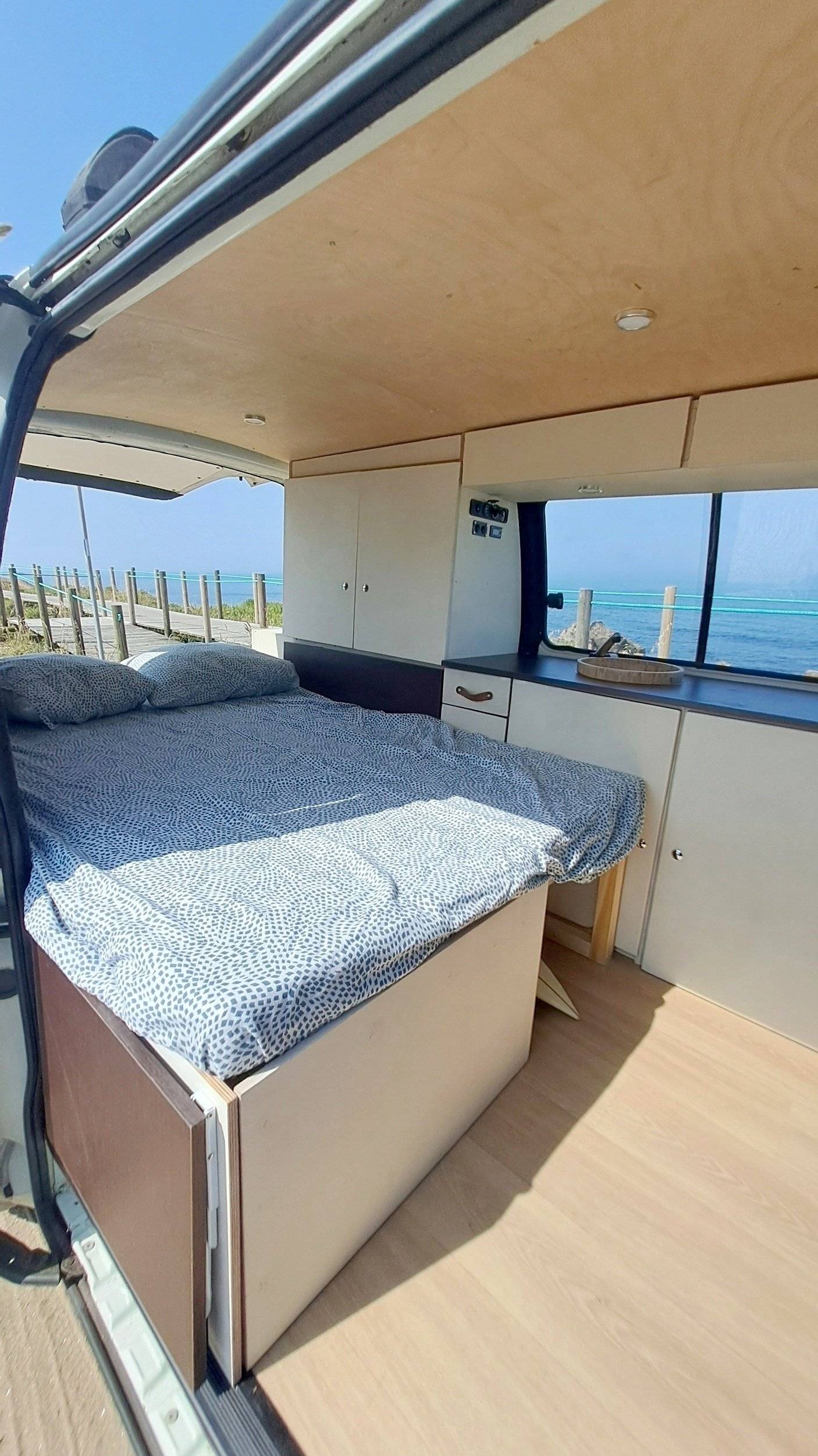 Vancowork TOYOTA HIACE