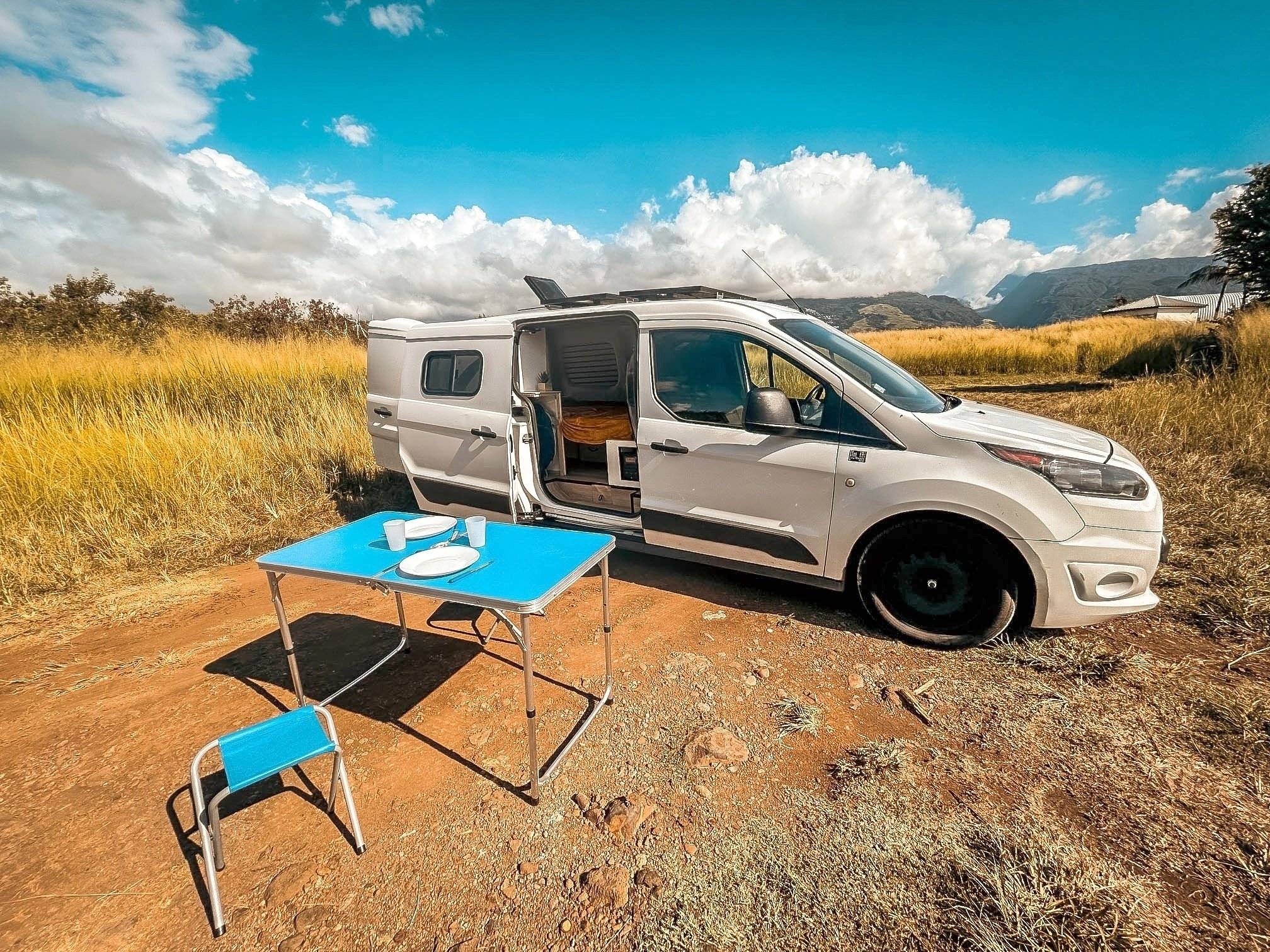 Front view from 3/4 Ford ford transit - Yescapa