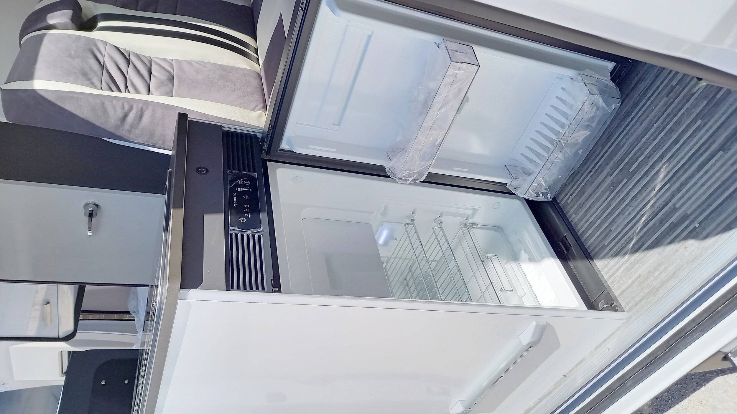 Mclouis Menfys VAN S-Line 3 Matic