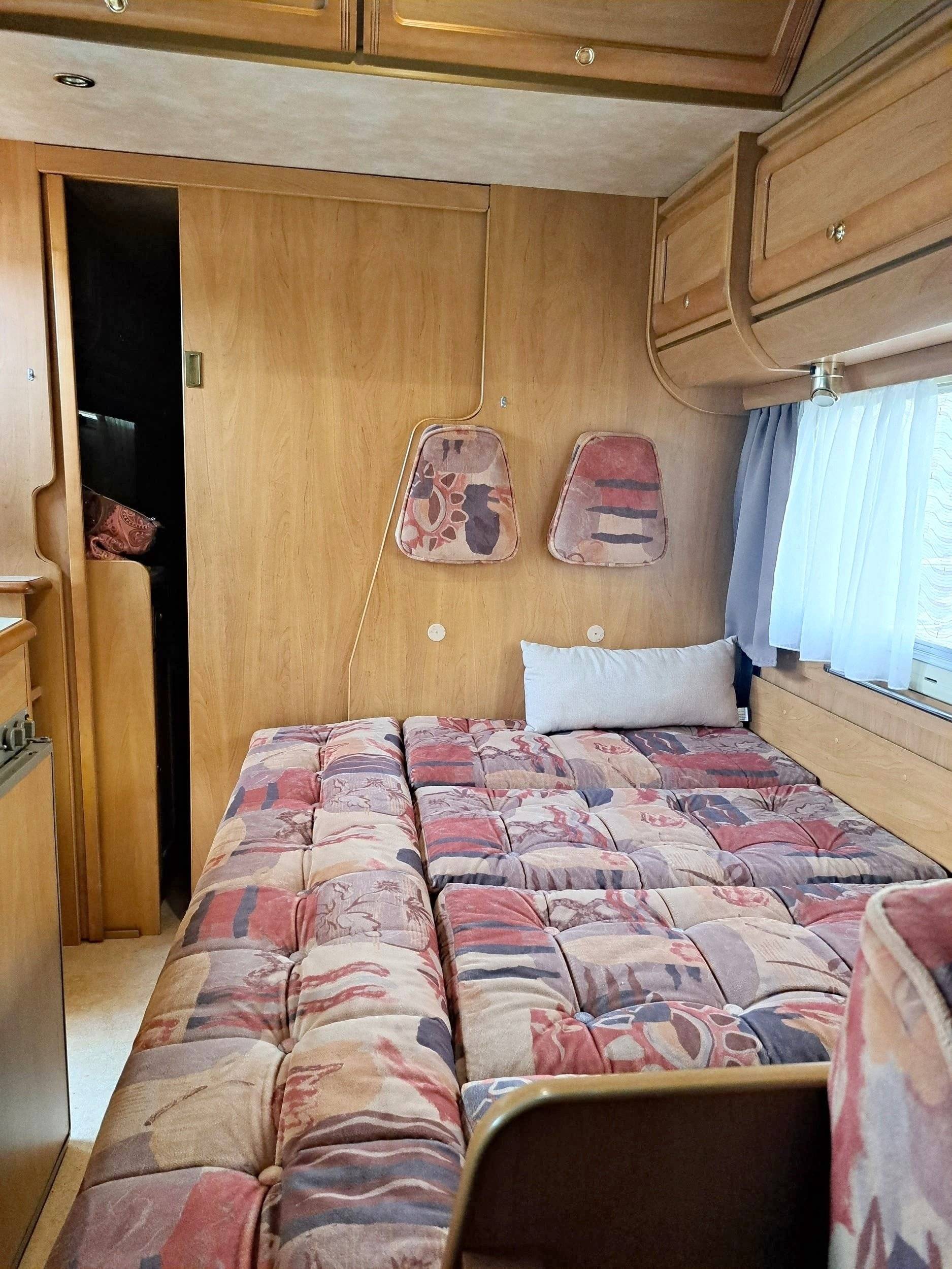 Car Caravane CARAVAN  