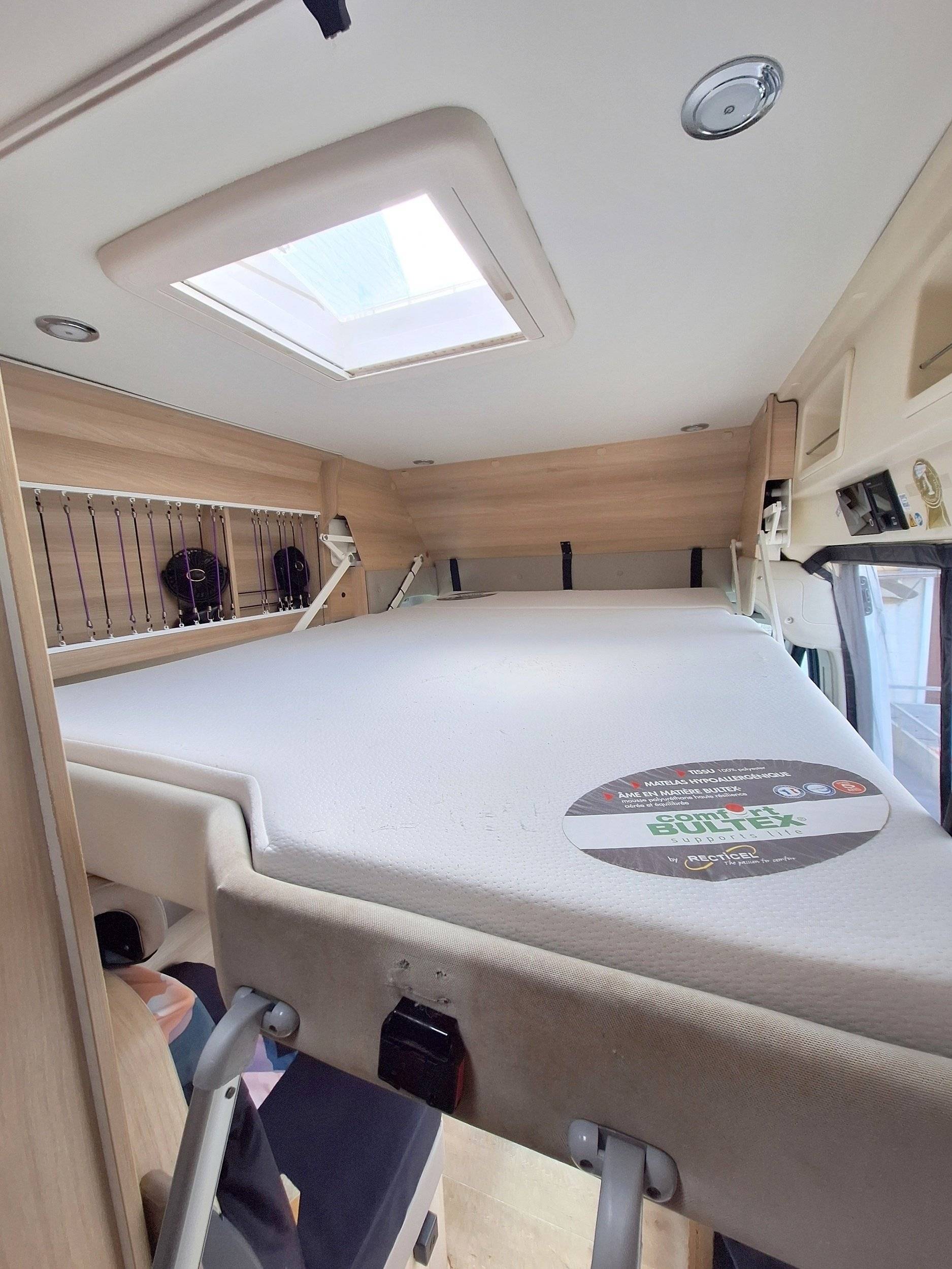 Dreamer Family van