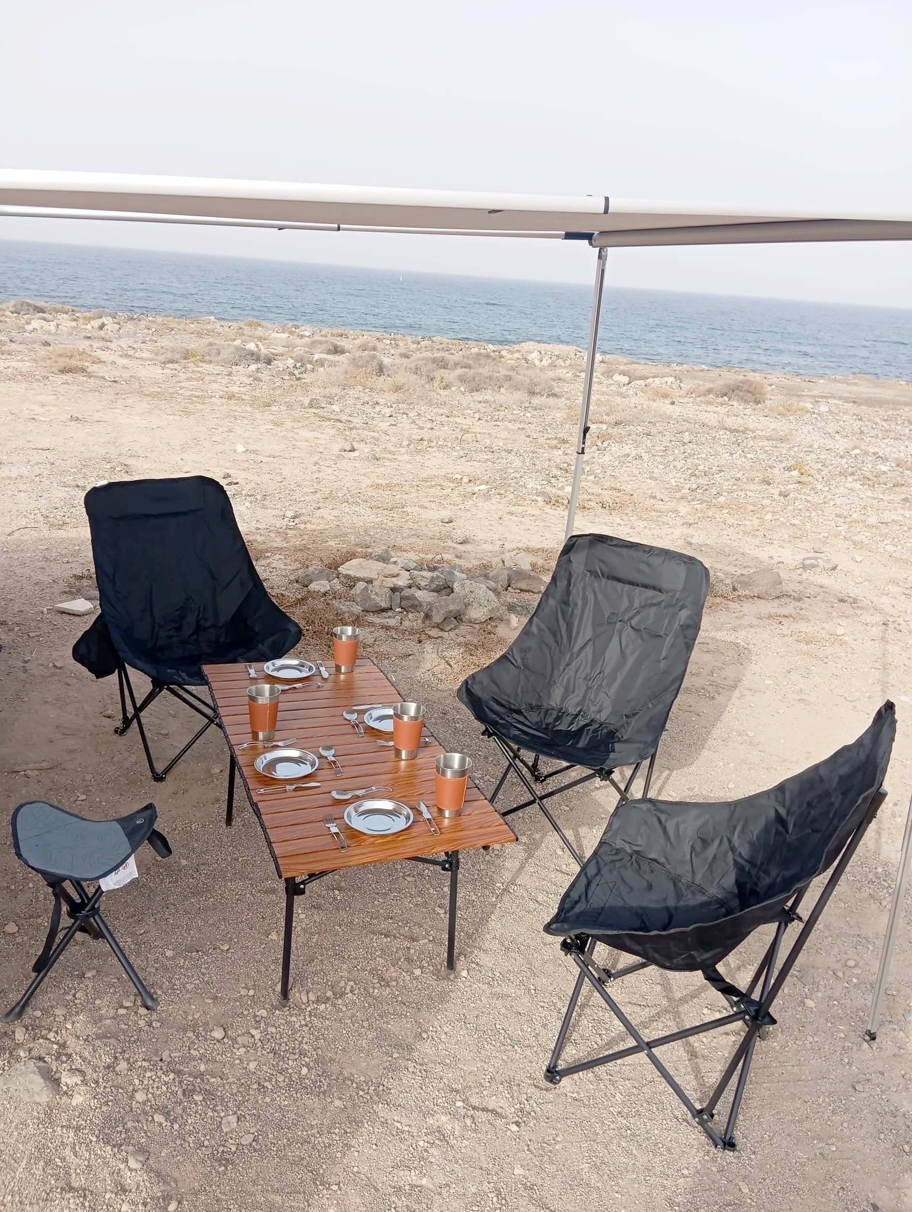 Dining Area Suzuki Gran Vitara - Yescapa