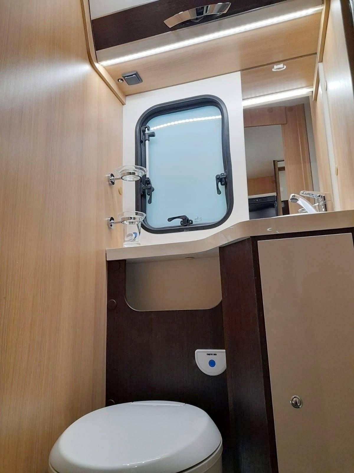 Mclouis McLouis Glamys 220