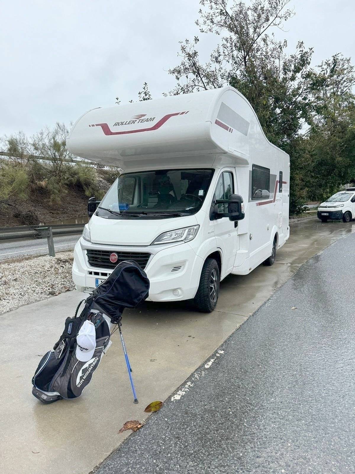 Voorkant 3/4 Fiat DUCATO 2.3 140CV - Yescapa