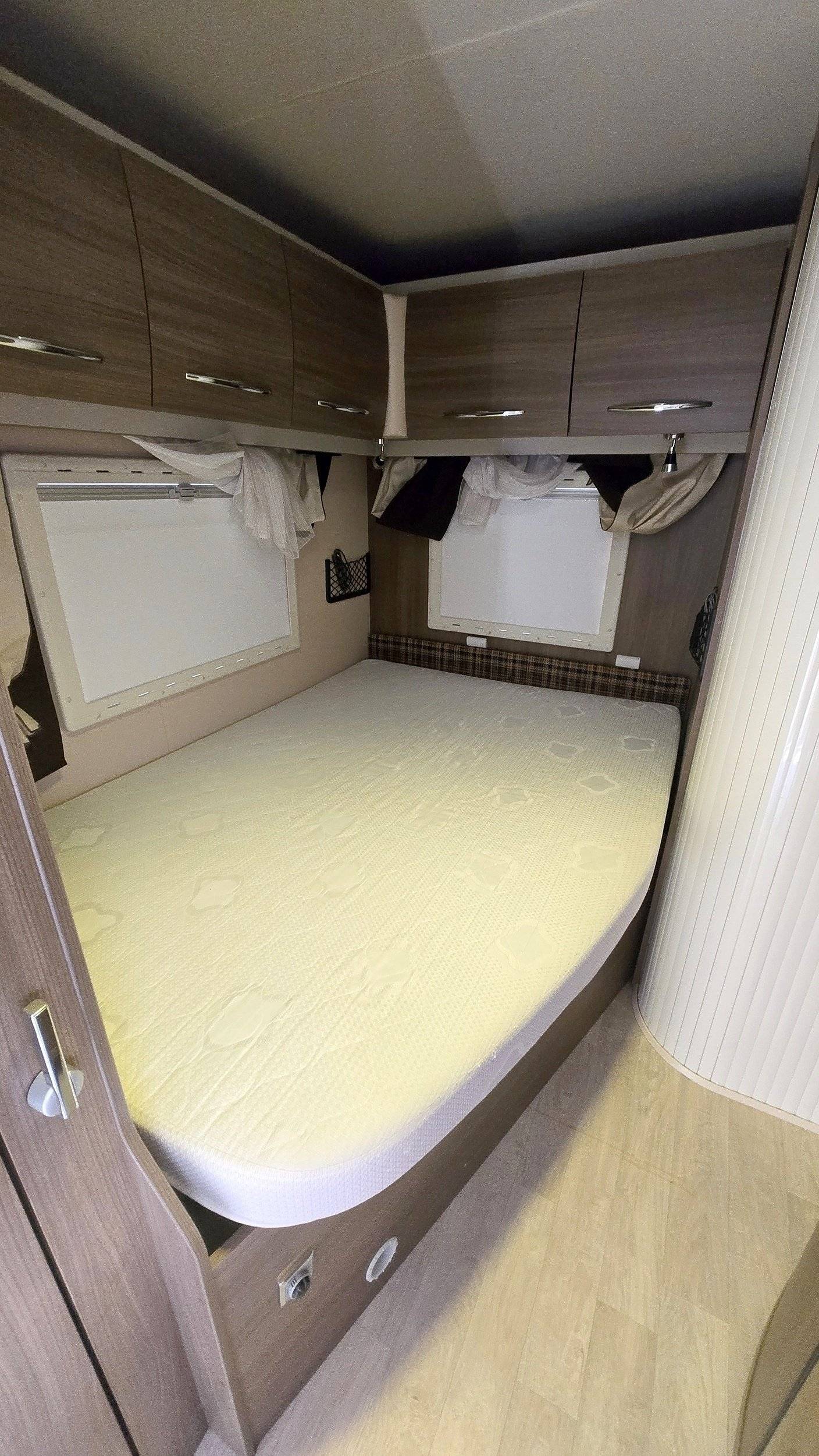 Berth Fiat 2,3 l 130 ch - Yescapa