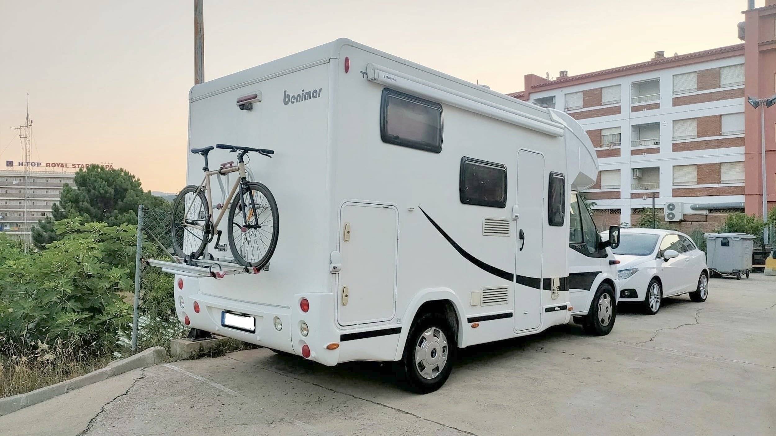 Benimar 402