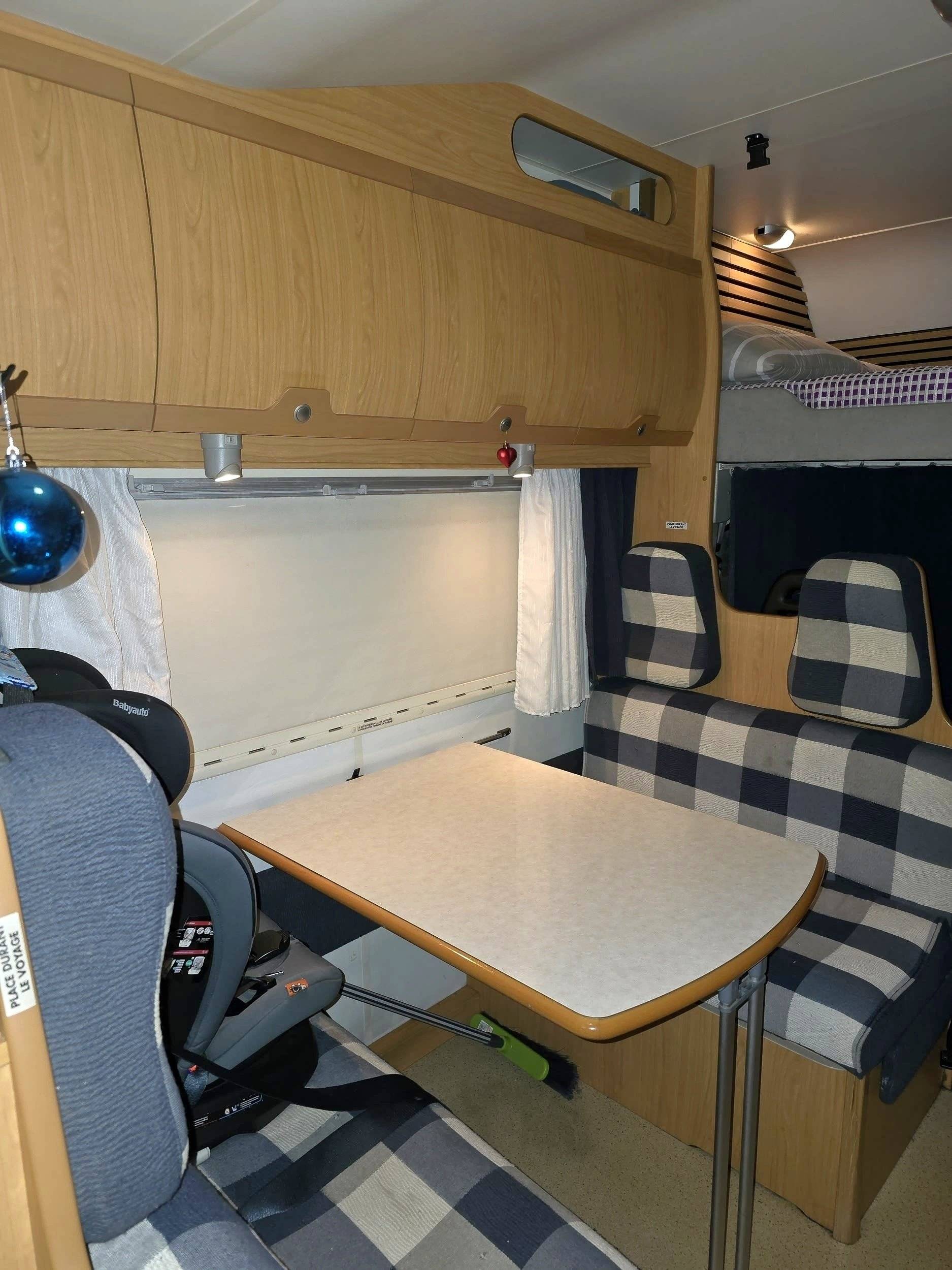 Eethoek Peugeot 2.0 - Yescapa