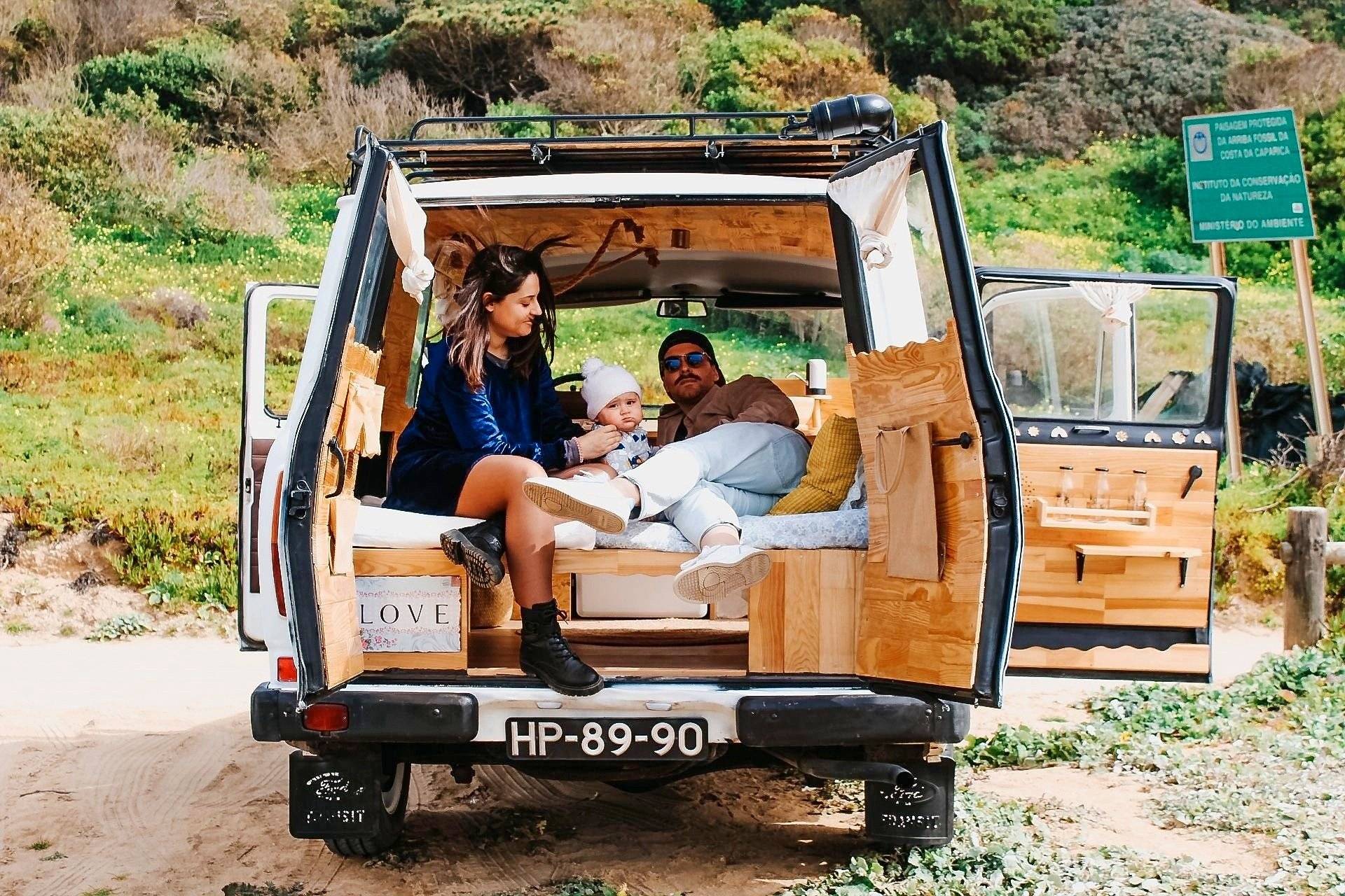 Car Caravane Ford transit