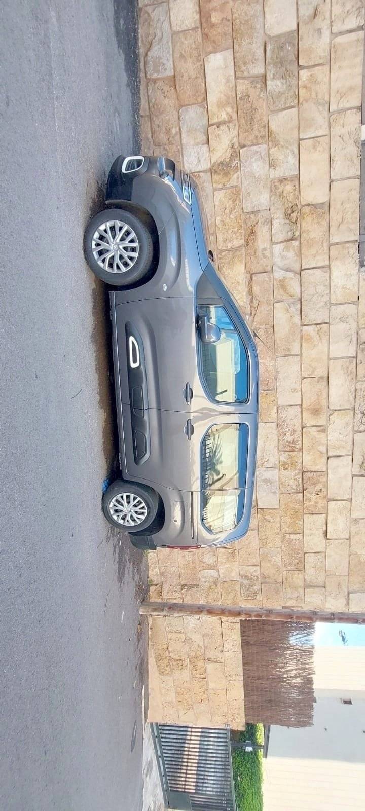Vista de 3/4 Citroën - Yescapa