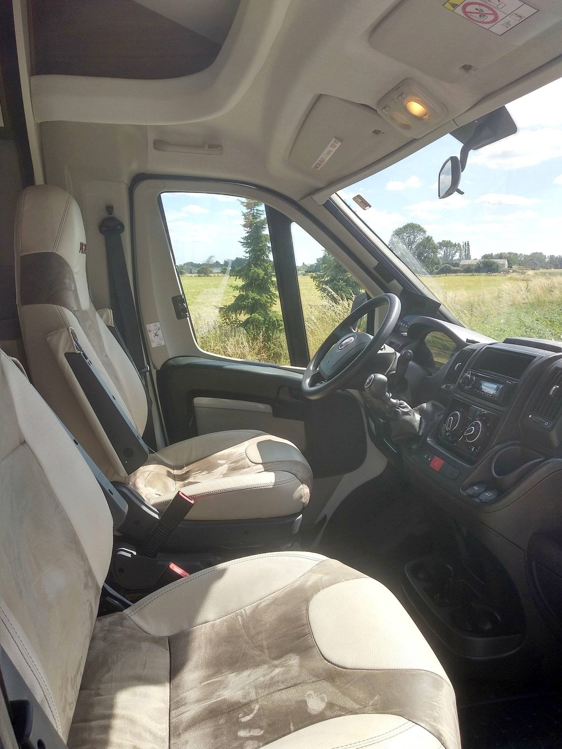 Pilote P716 P Essentiel