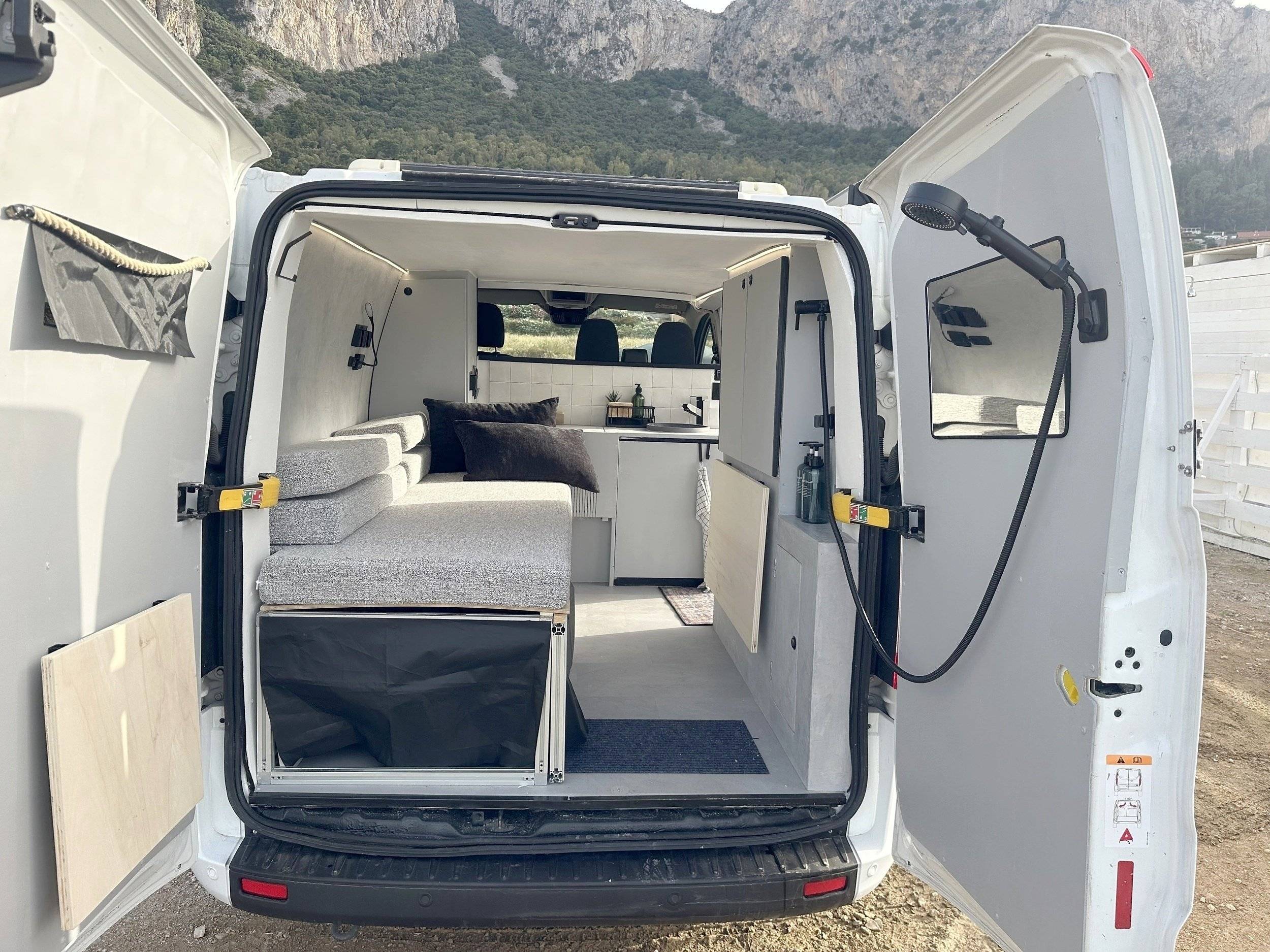 Ford Transit 2,0 l 130 ch