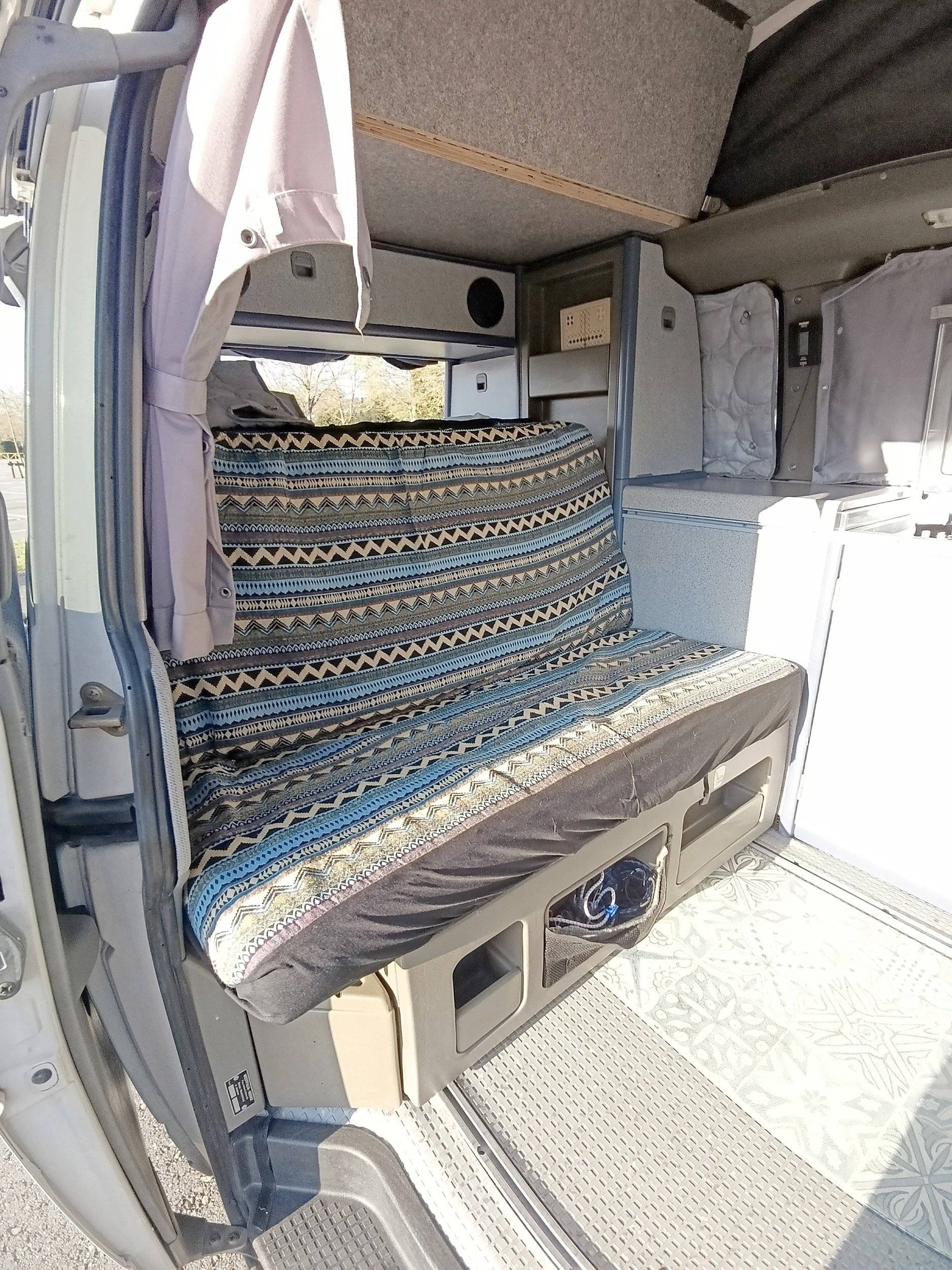Dormidas Volkswagen T4 California - Yescapa