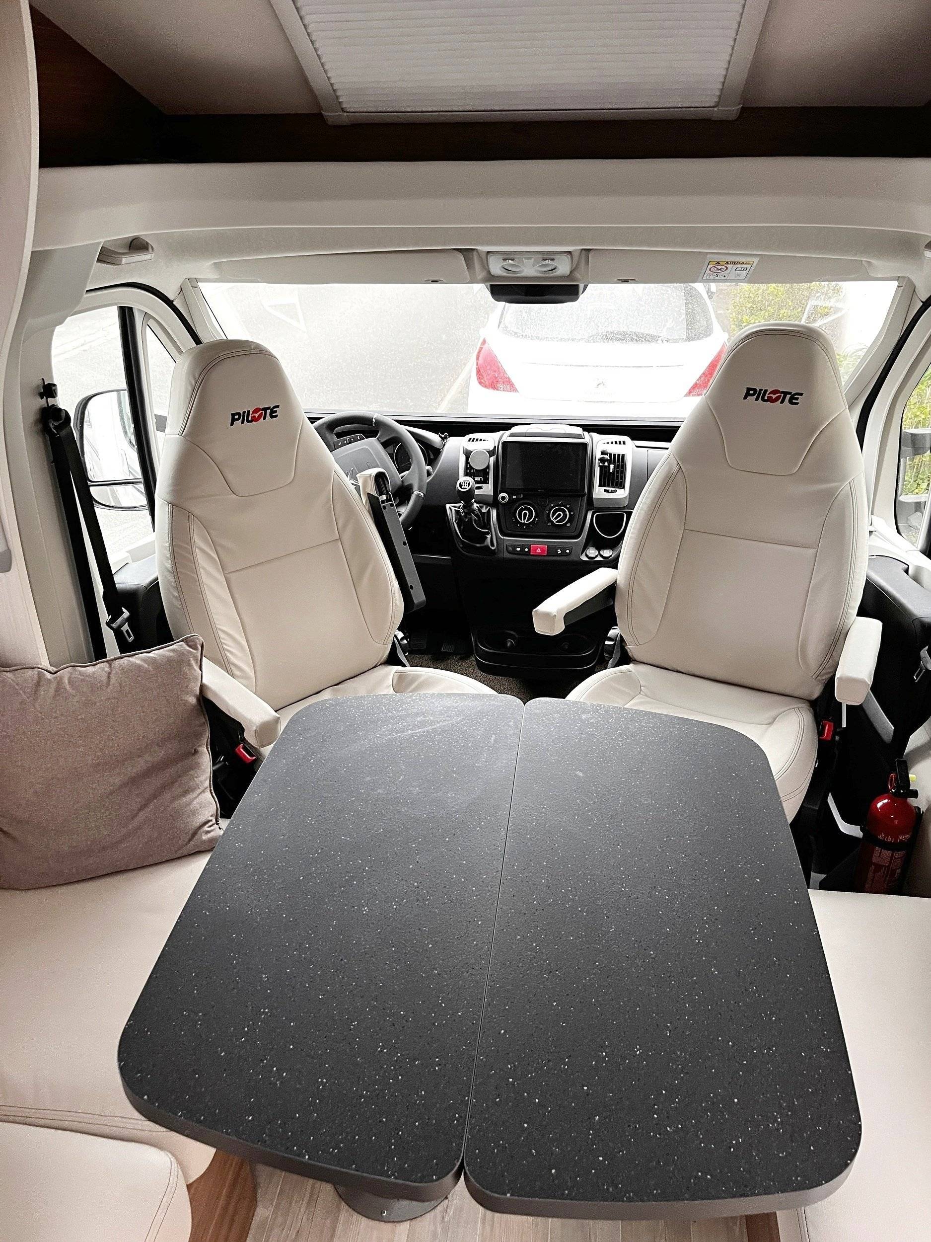 Pilote P726 FC Evidence 