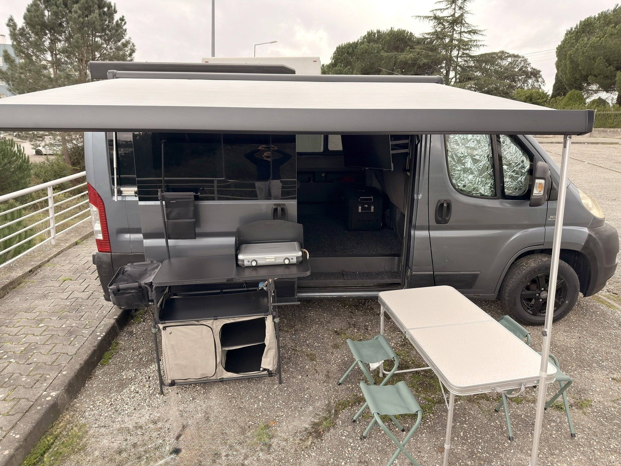 Coin repas Fiat Ducato 2,2 l 100 ch - Yescapa