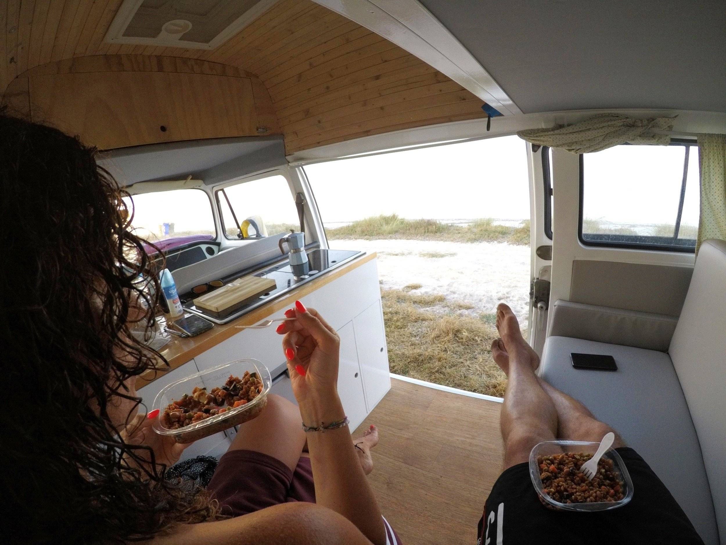 Coin repas Volkswagen volkswagen T2 B - Yescapa