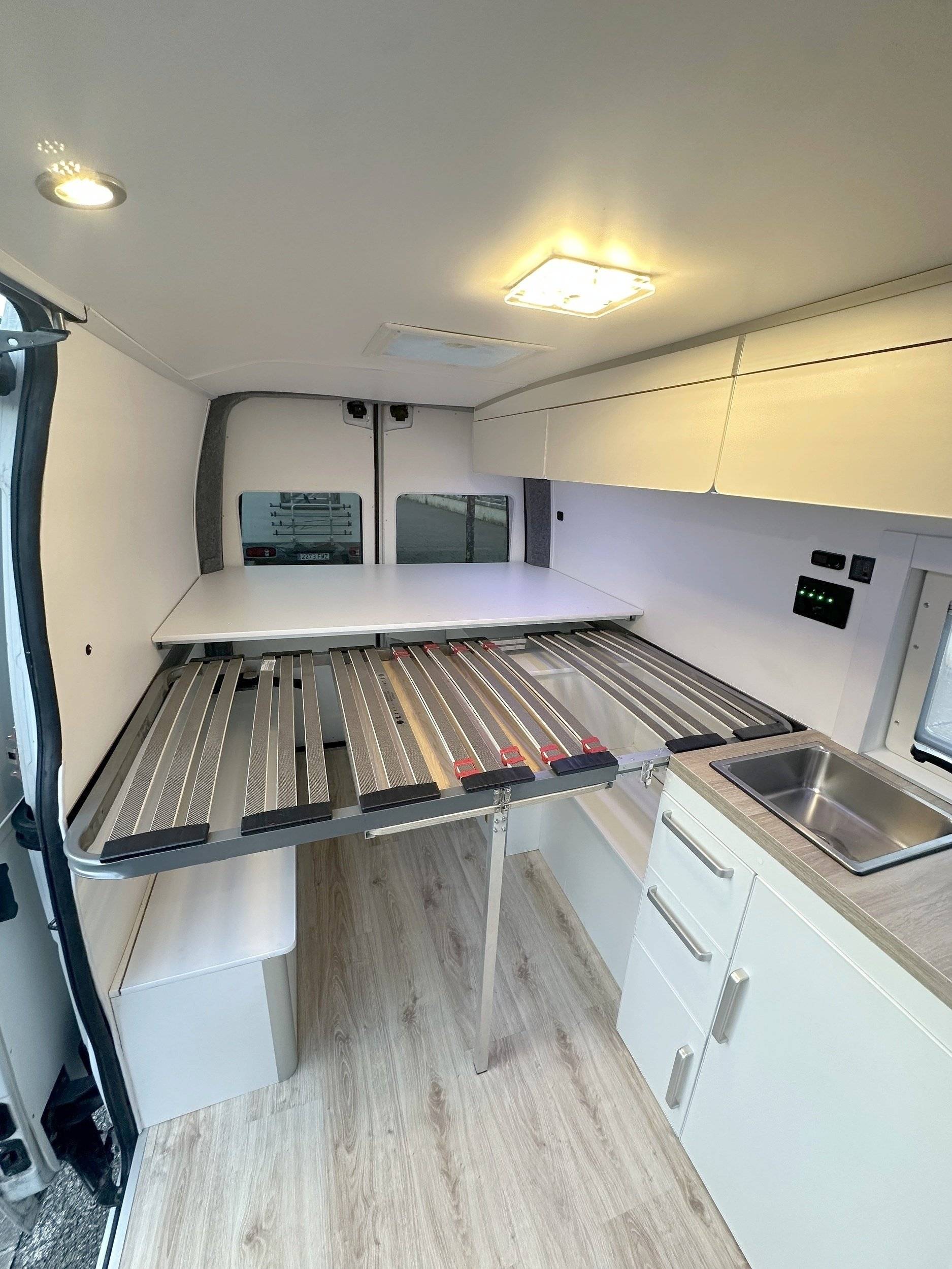 Berth Nissan - Yescapa