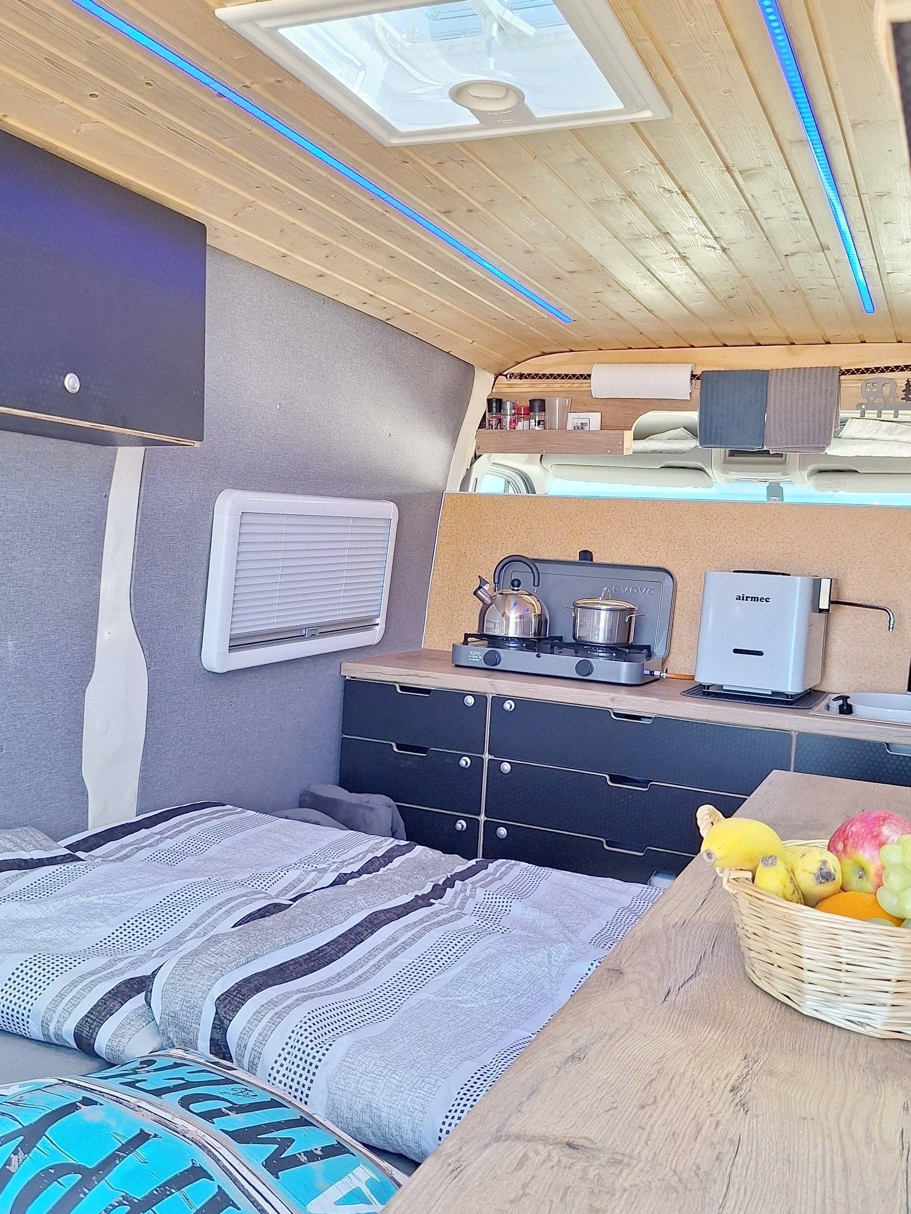 Dinette Opel OPEL Movano L2H2 - Yescapa