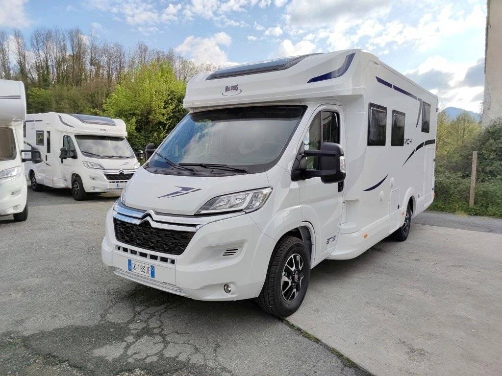 Front view from 3/4 Fiat - Yescapa