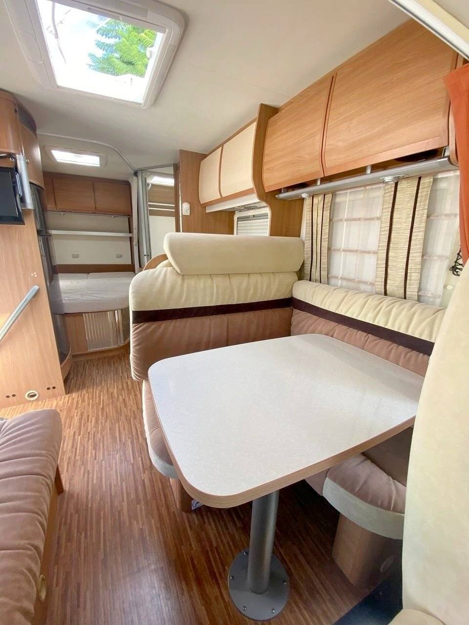 Bürstner Aviano I684