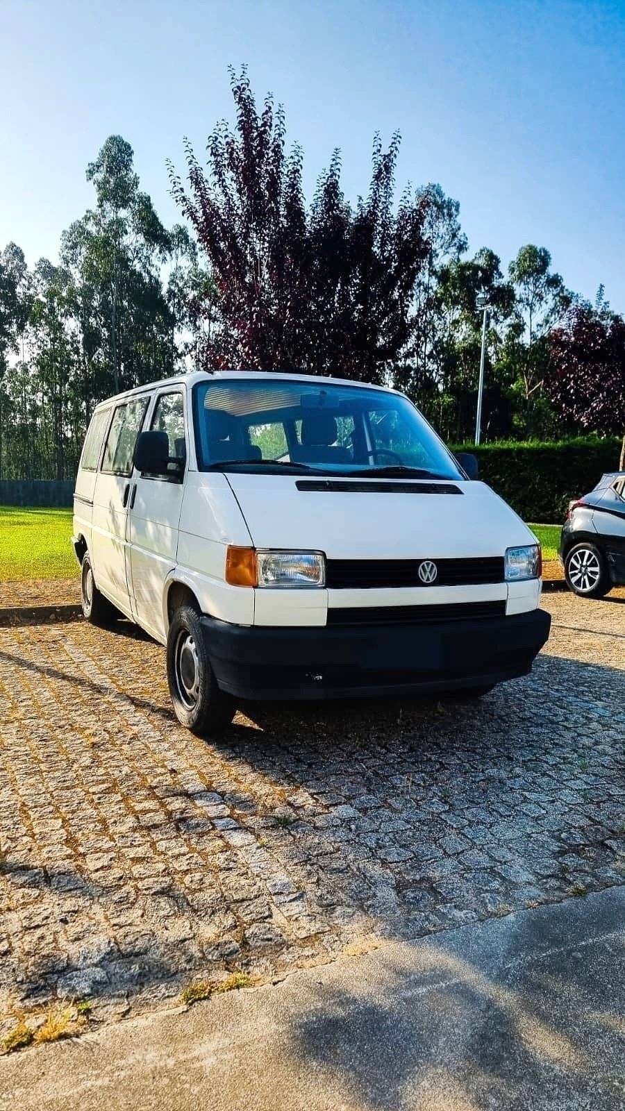 Volkswagen Transporter T4 2.4D