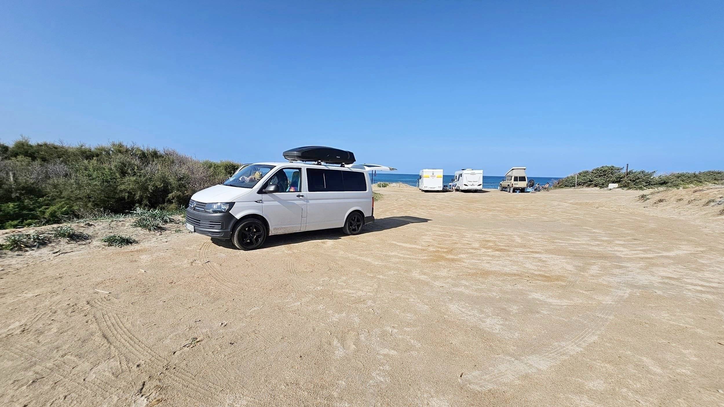 schräge Vorderansicht Volkswagen Volkswagen T6 - Yescapa
