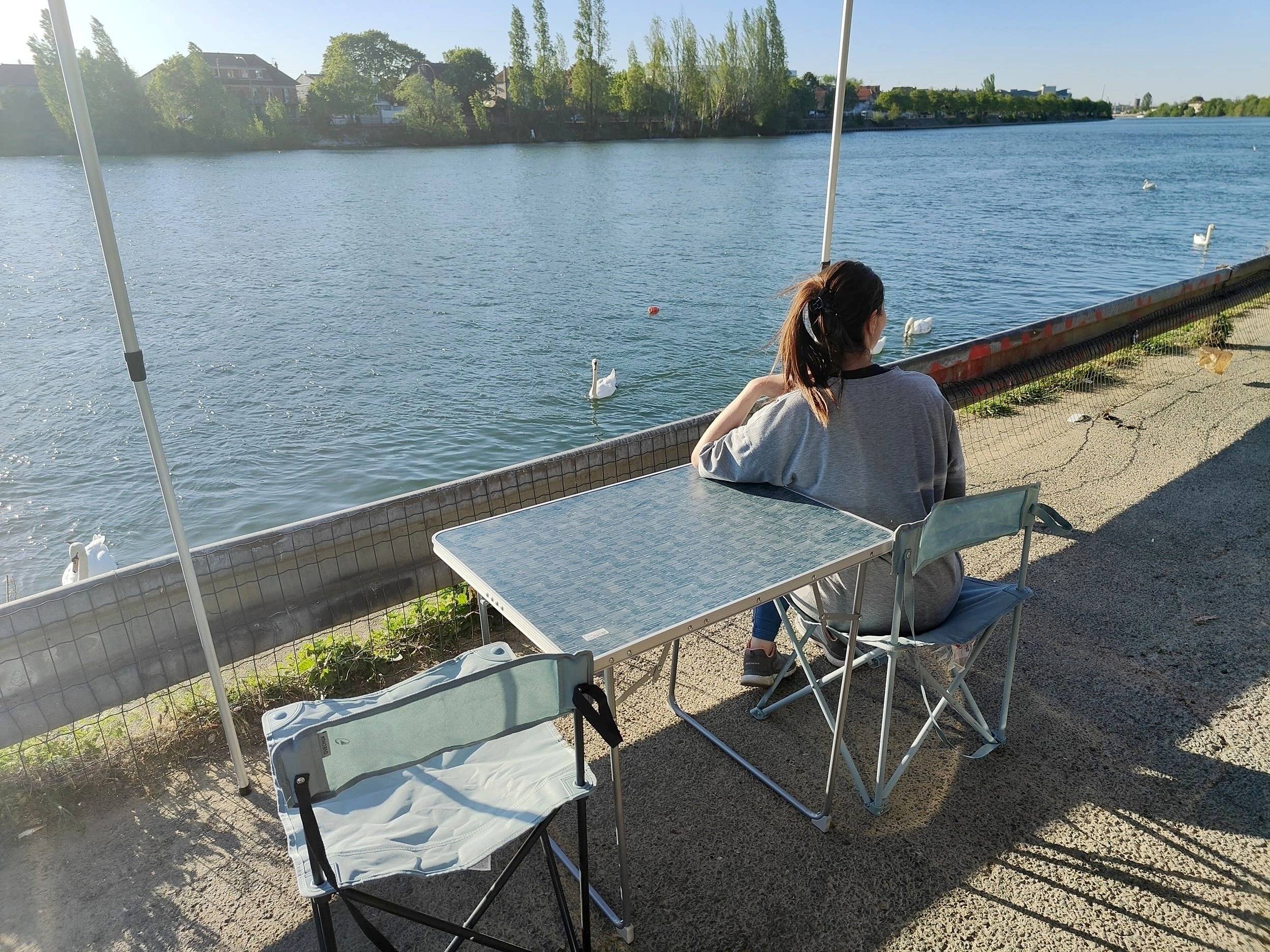 Menjador Nissan NV200 - Yescapa