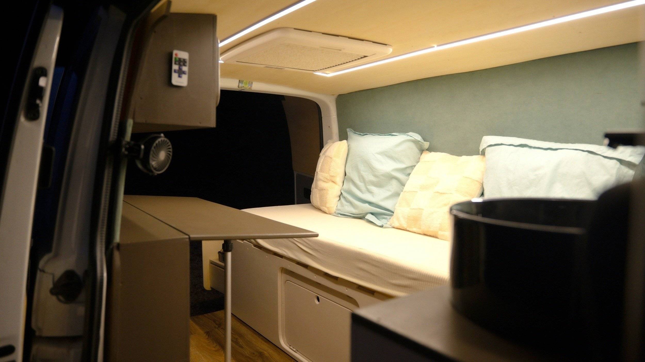 Eethoek Volkswagen T6 2,0 l 102 ch - Yescapa