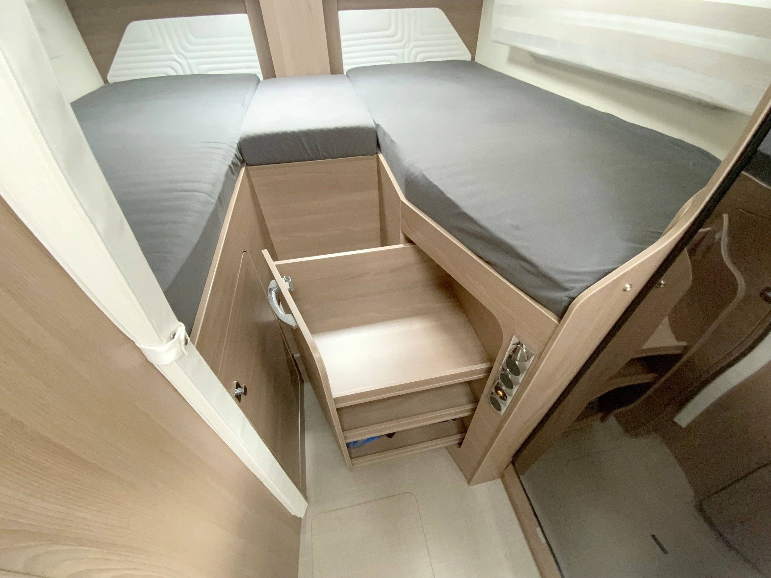 Bürstner Lyseo Harmony Line 690 G