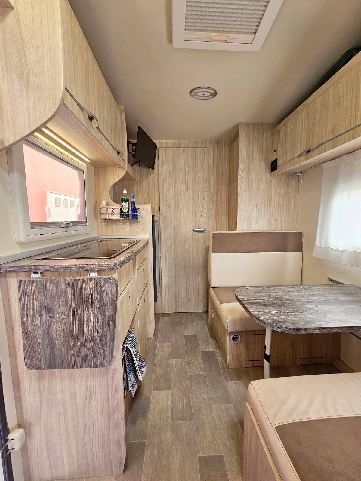 Couchages Fiat Enaire - Yescapa