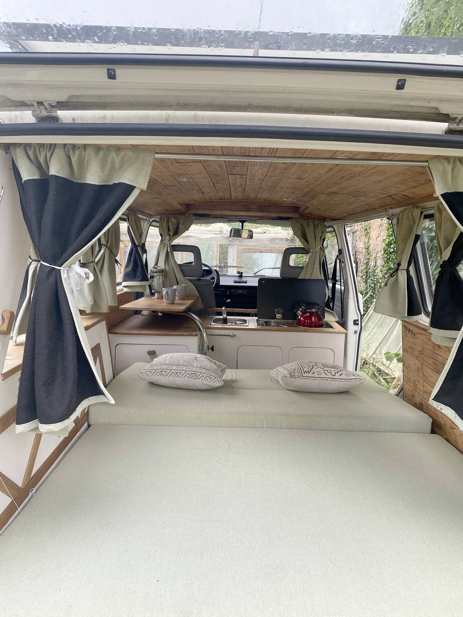 Tom &amp; scie Volkswagen Transporter