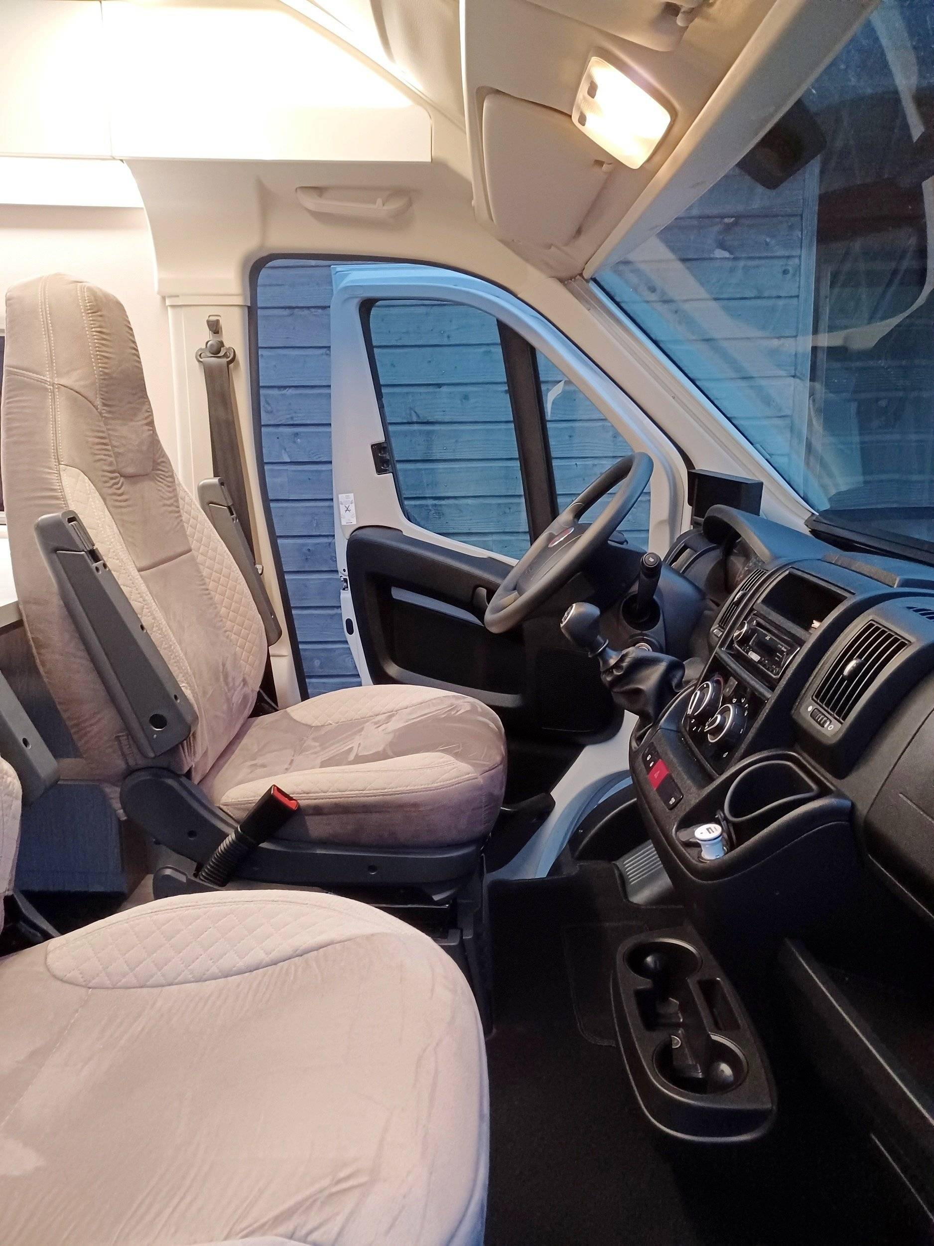 Chausson V594 VIP