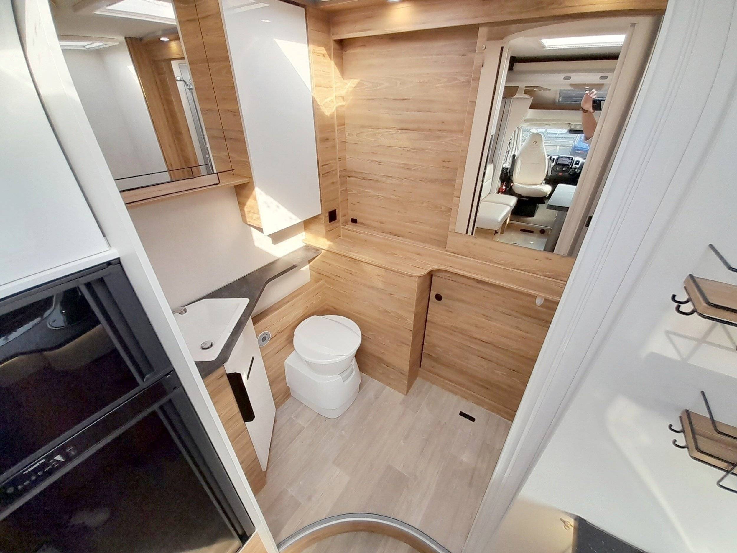 Bavaria BAVARIA T696D