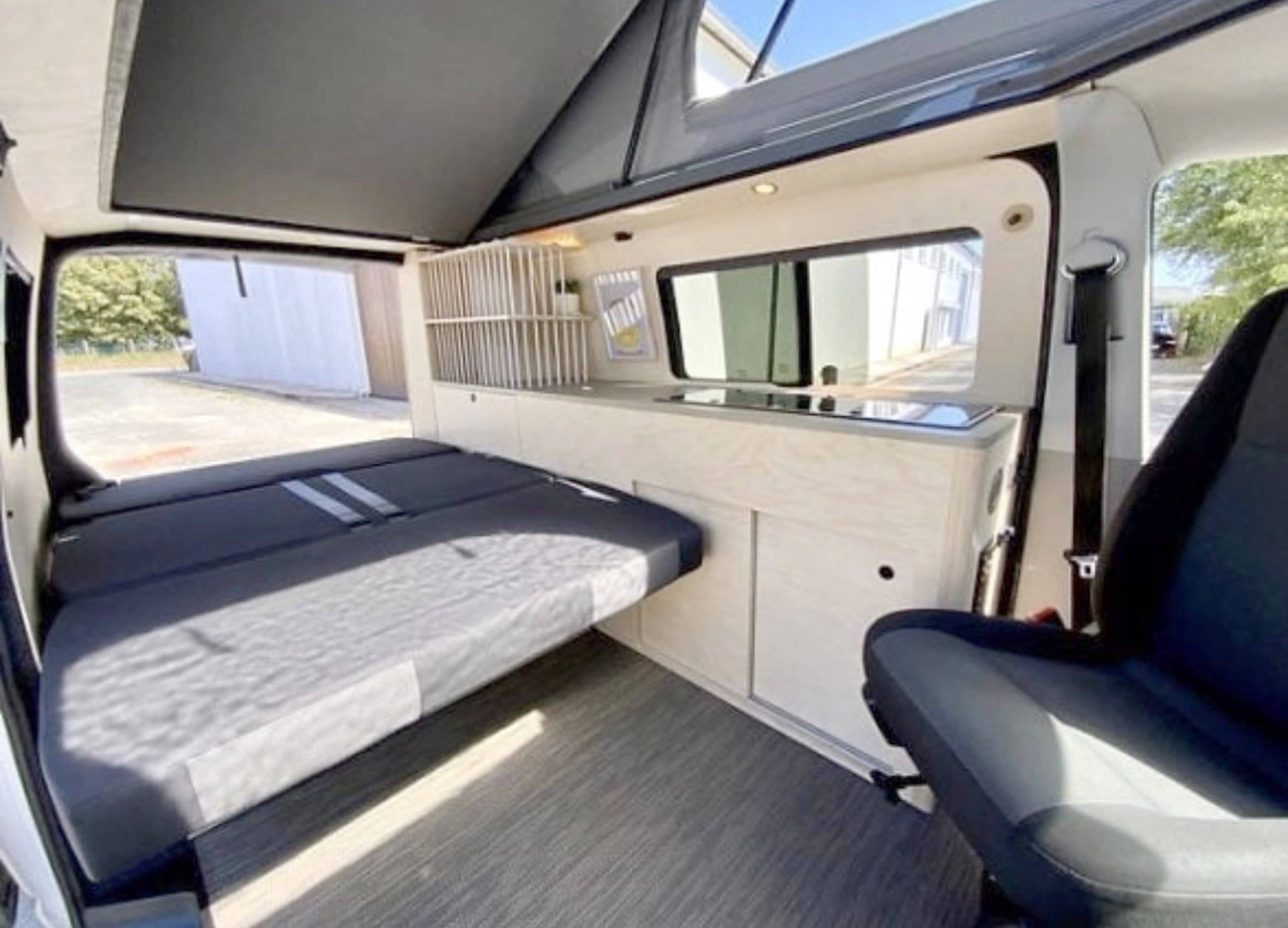 Plazas en cama Volkswagen T6 2,0 l 150 ch - Yescapa