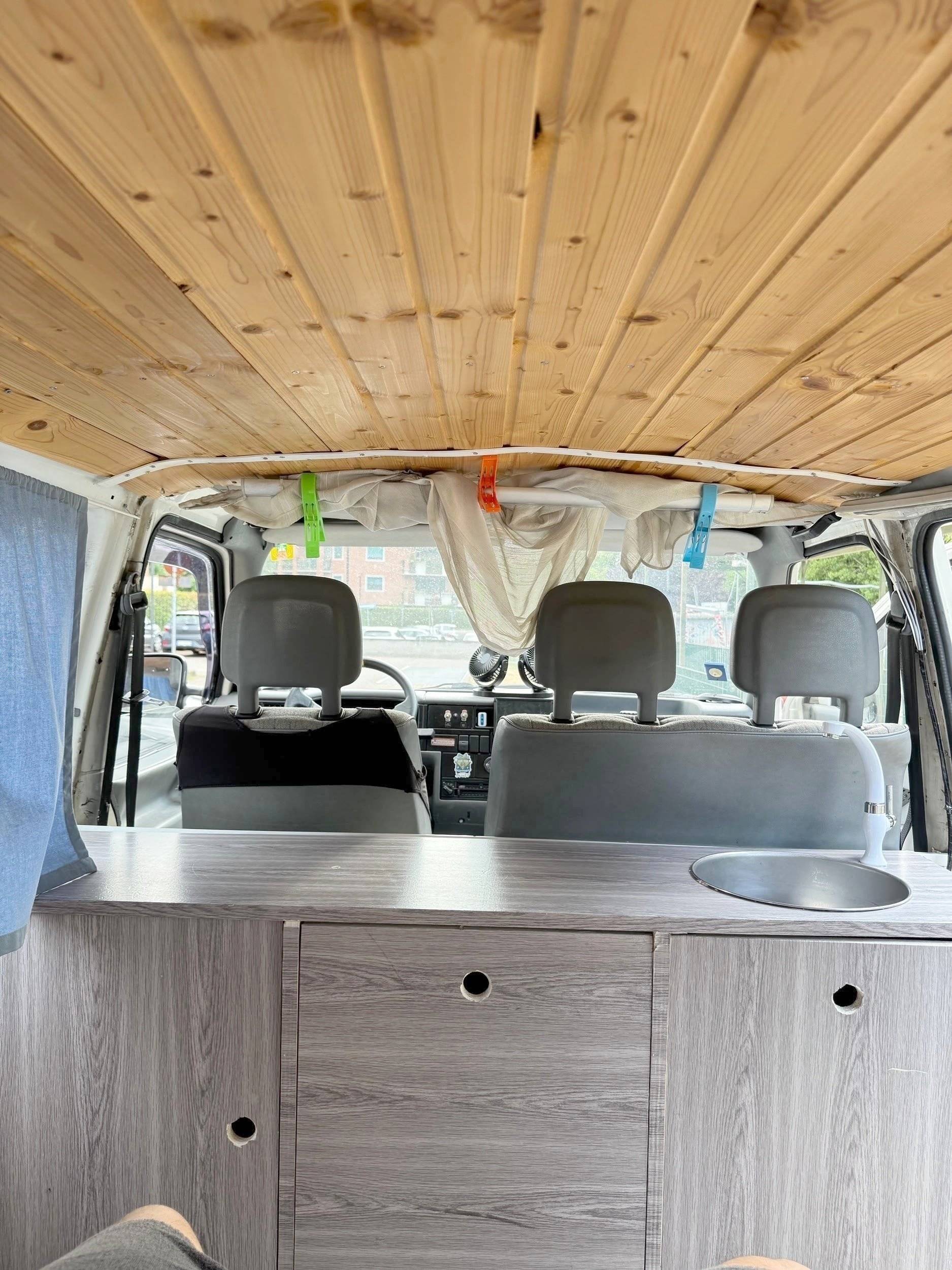 Volkswagen Transporter T4 2.4D