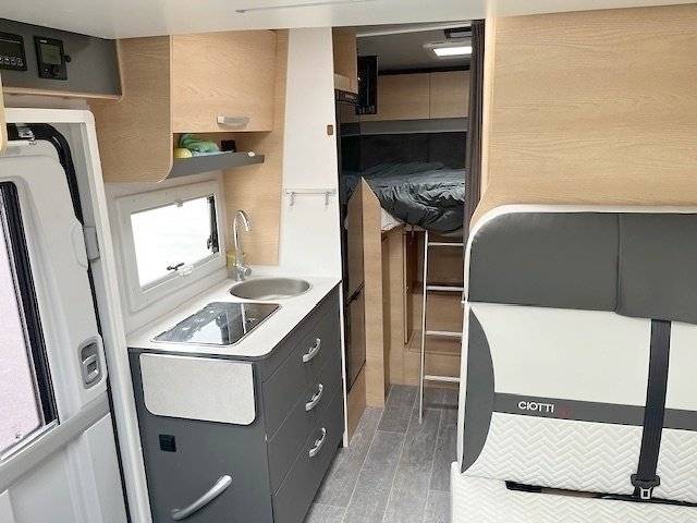 Plazas en cama Fiat 140 cv - Yescapa