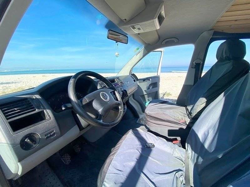 Driver's compartment Volkswagen T5 1,9 l 102 ch - Yescapa