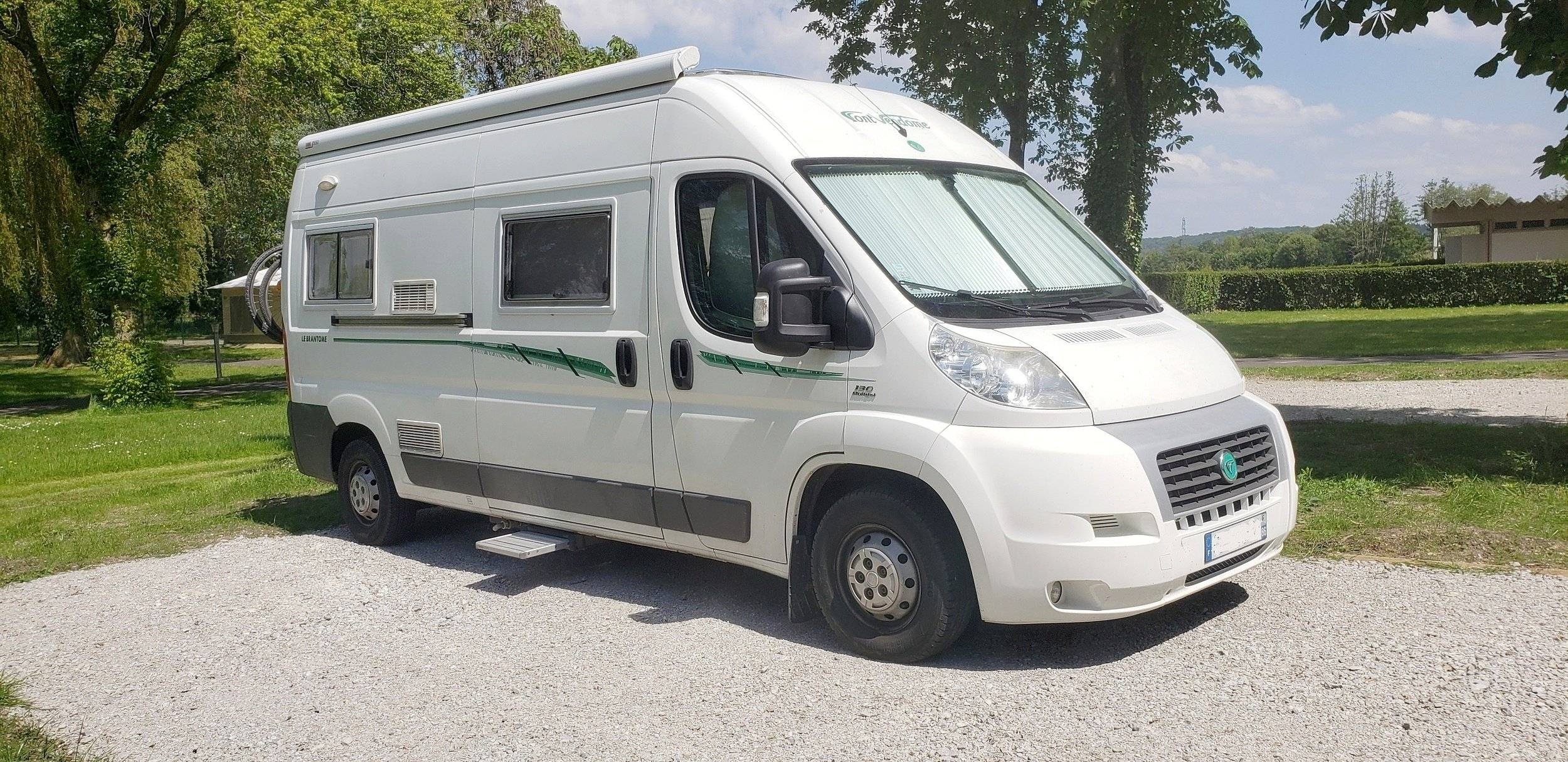 Voorkant 3/4 Fiat Fiat Ducato Multijet 2.3 130CV - Yescapa
