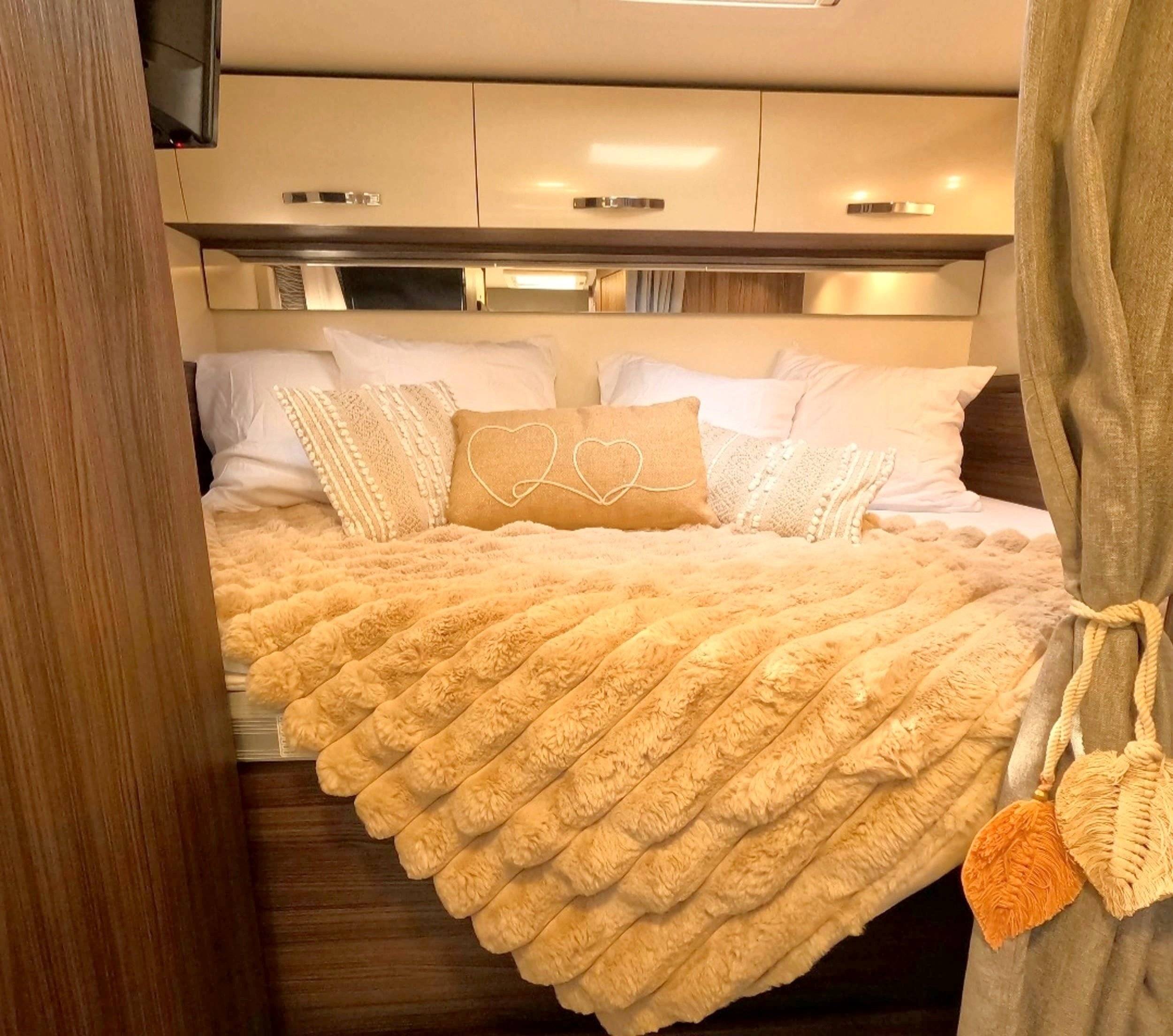 Benimar Tessoro 440 up