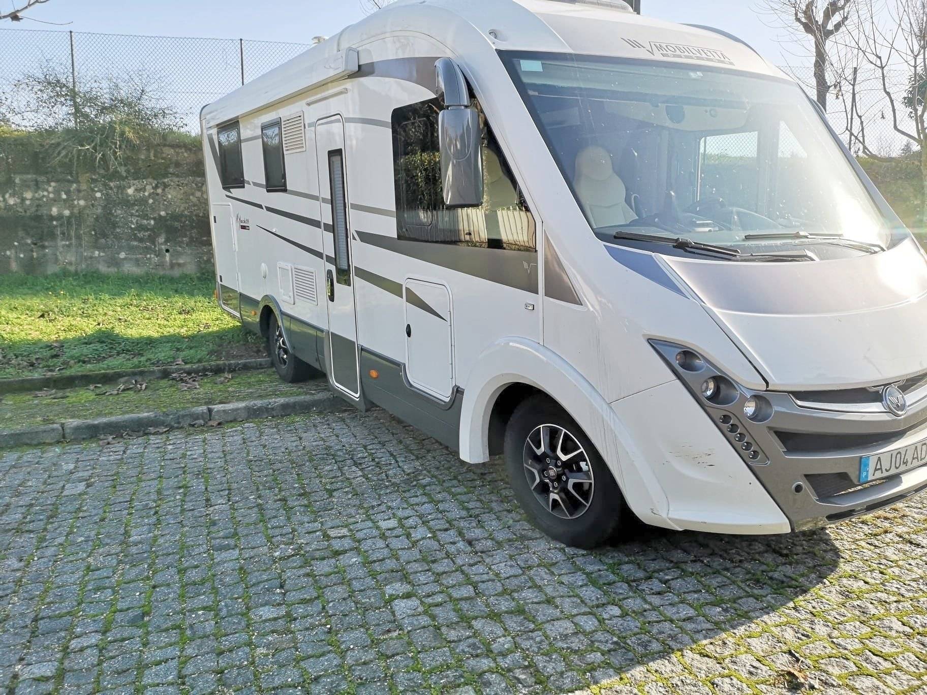 MOBILVETTA K YACHT TEKNO LINE 89