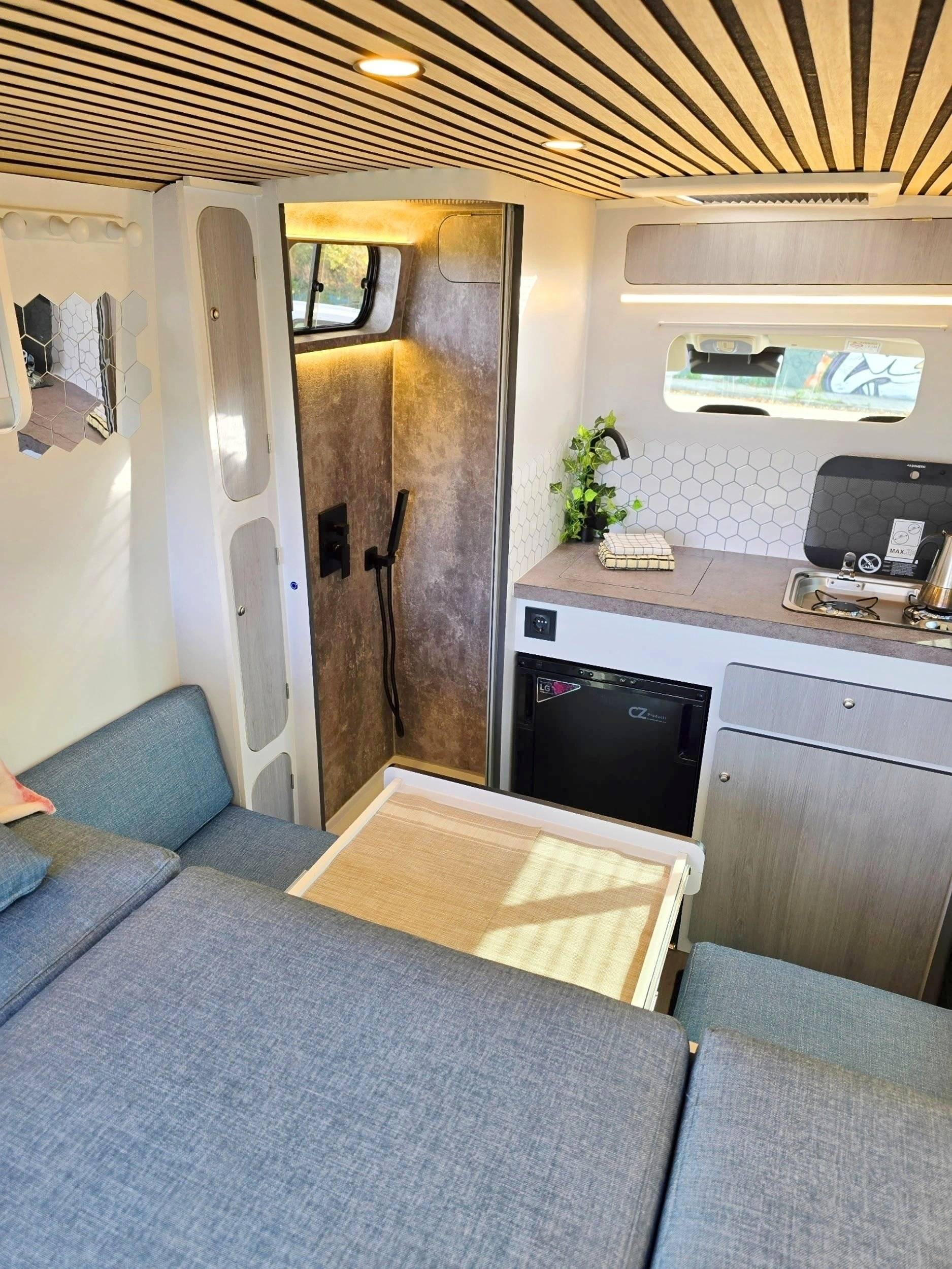 Voorkant 3/4 Fiat Ducato 2,2 l 120 ch - Yescapa