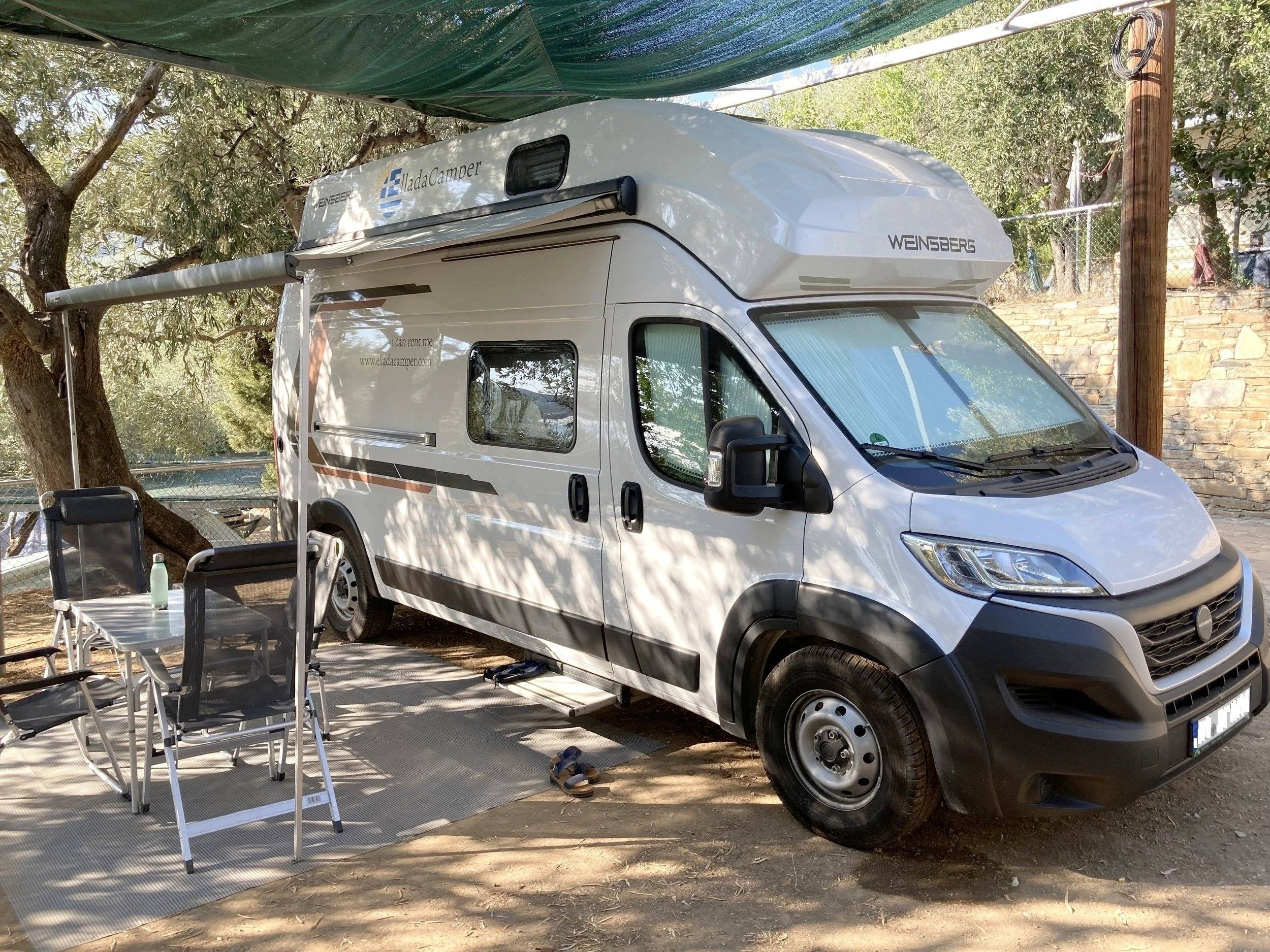 Vue avant de 3/4 Fiat - Yescapa