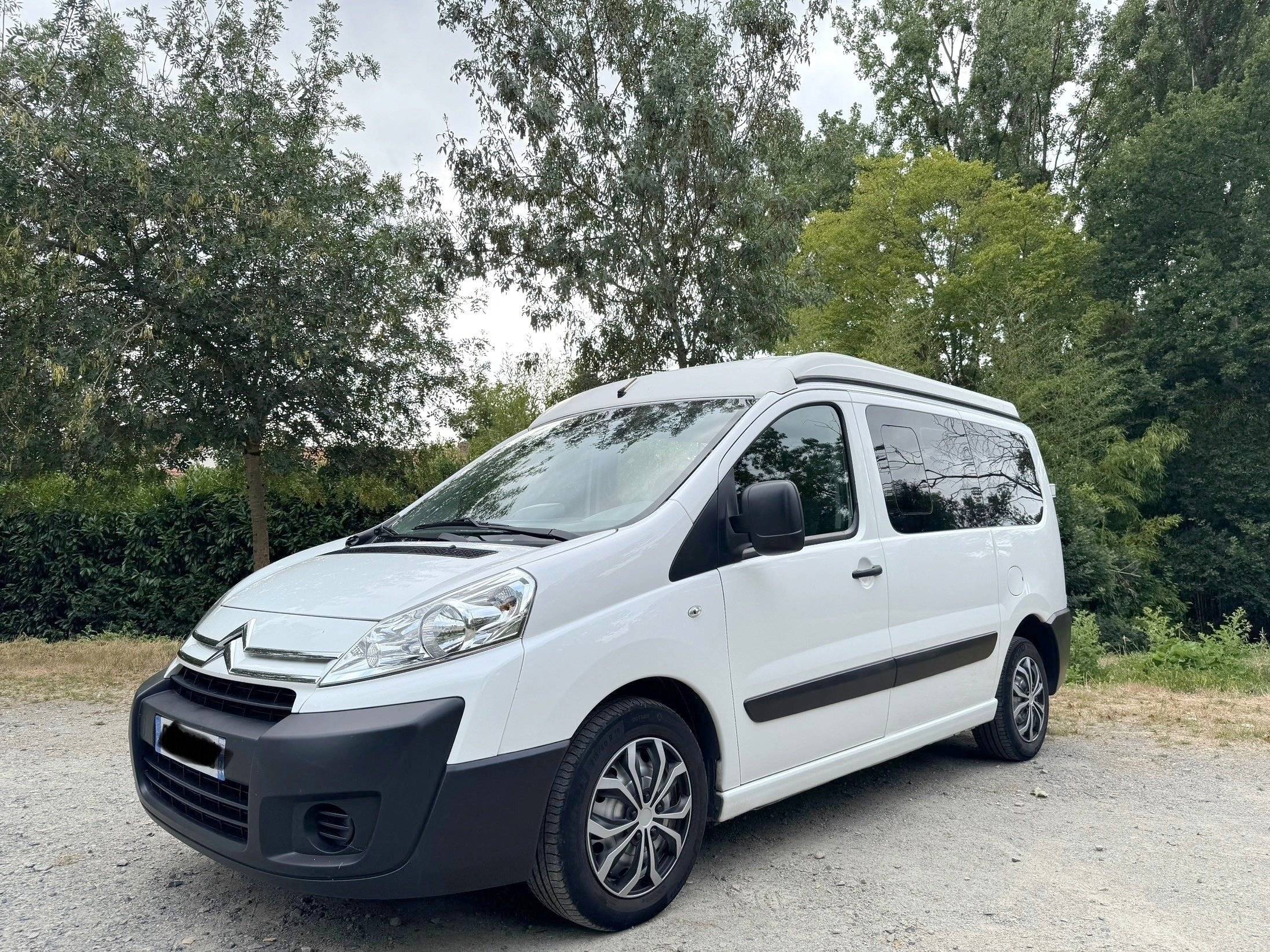 Combeing Combeing full