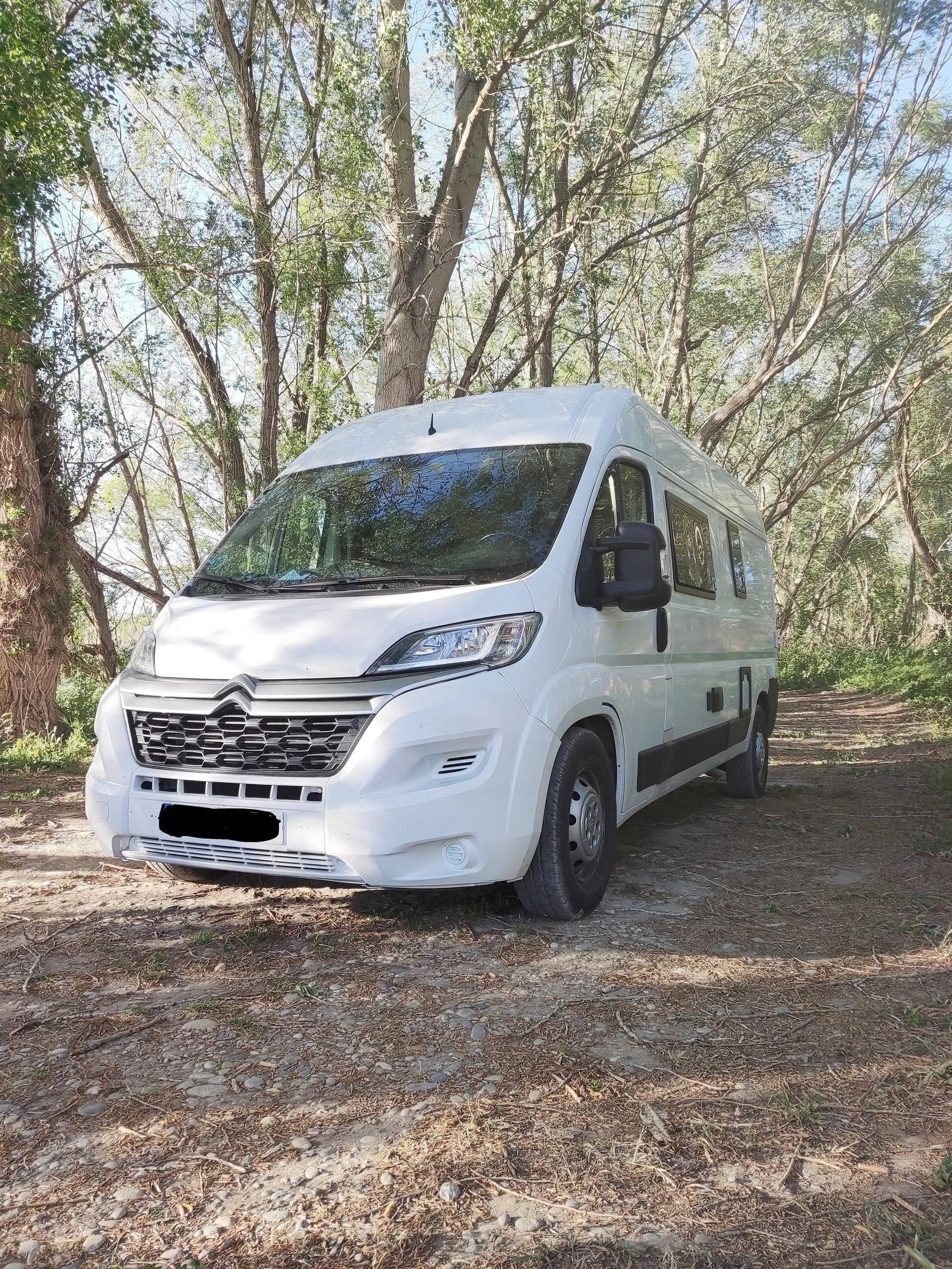 Citroën Jumper 2,0 l 130 ch blue hdi