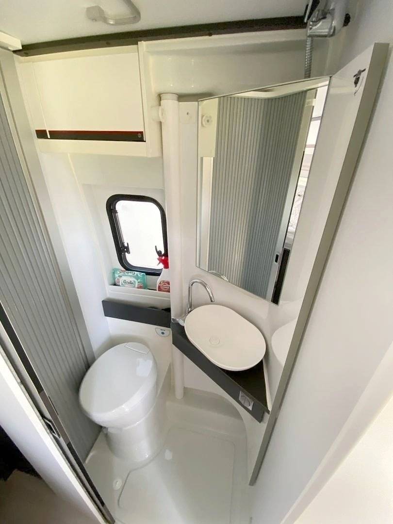 Adria Adria twin 640 sport SGX