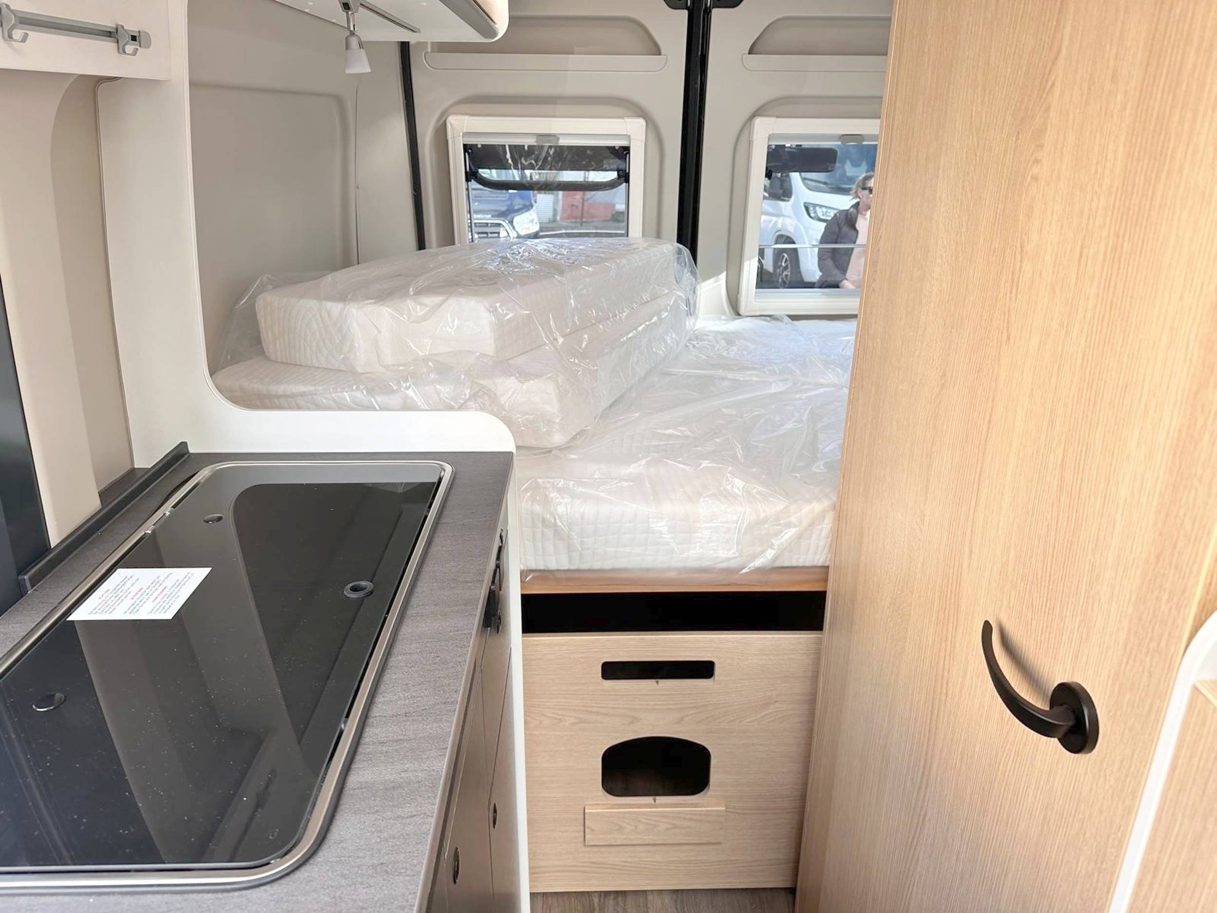 Plazas en cama Fiat Ducato 2.2 Mjet 140 - Yescapa